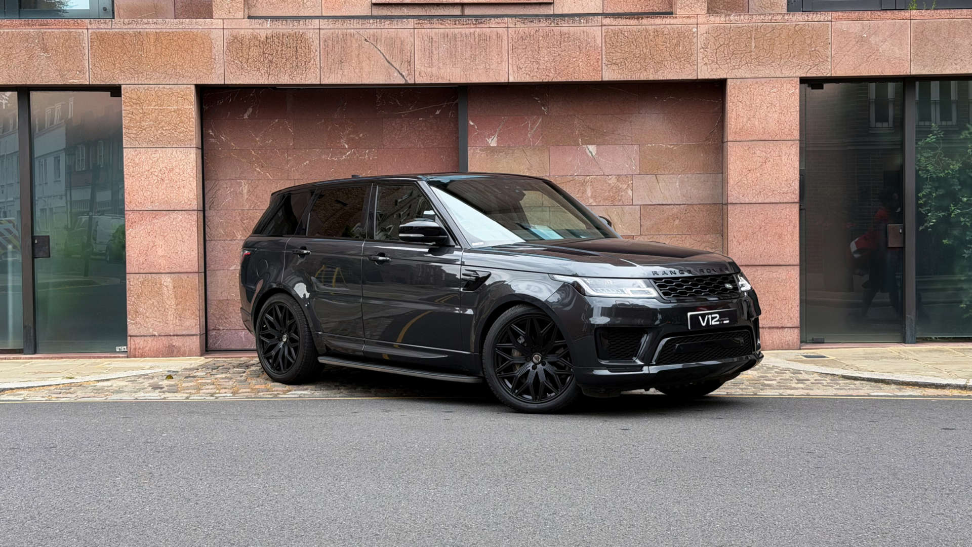Land Rover Range Rover Sport — photo 1