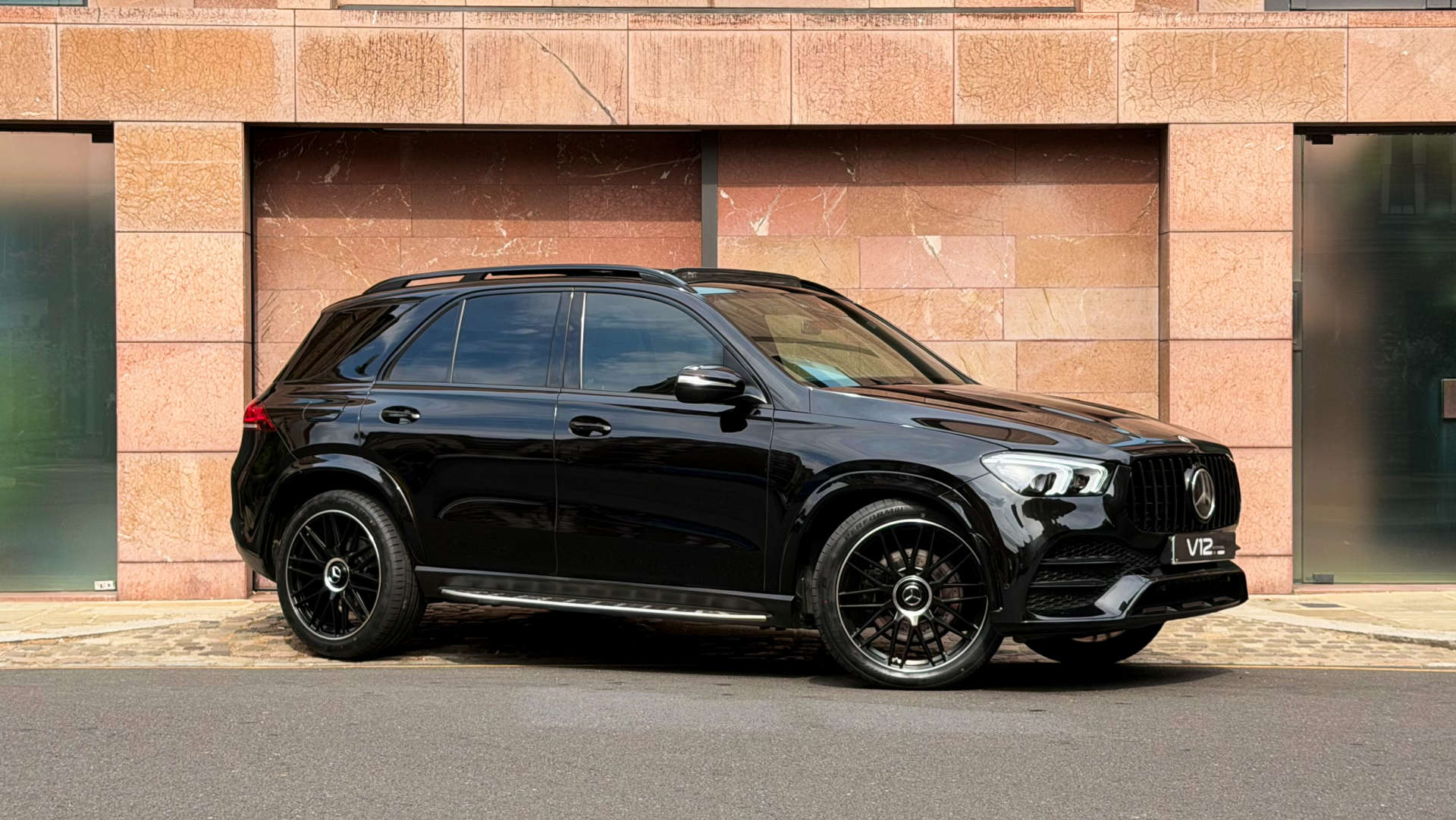 Mercedes-Benz GLE — photo 1