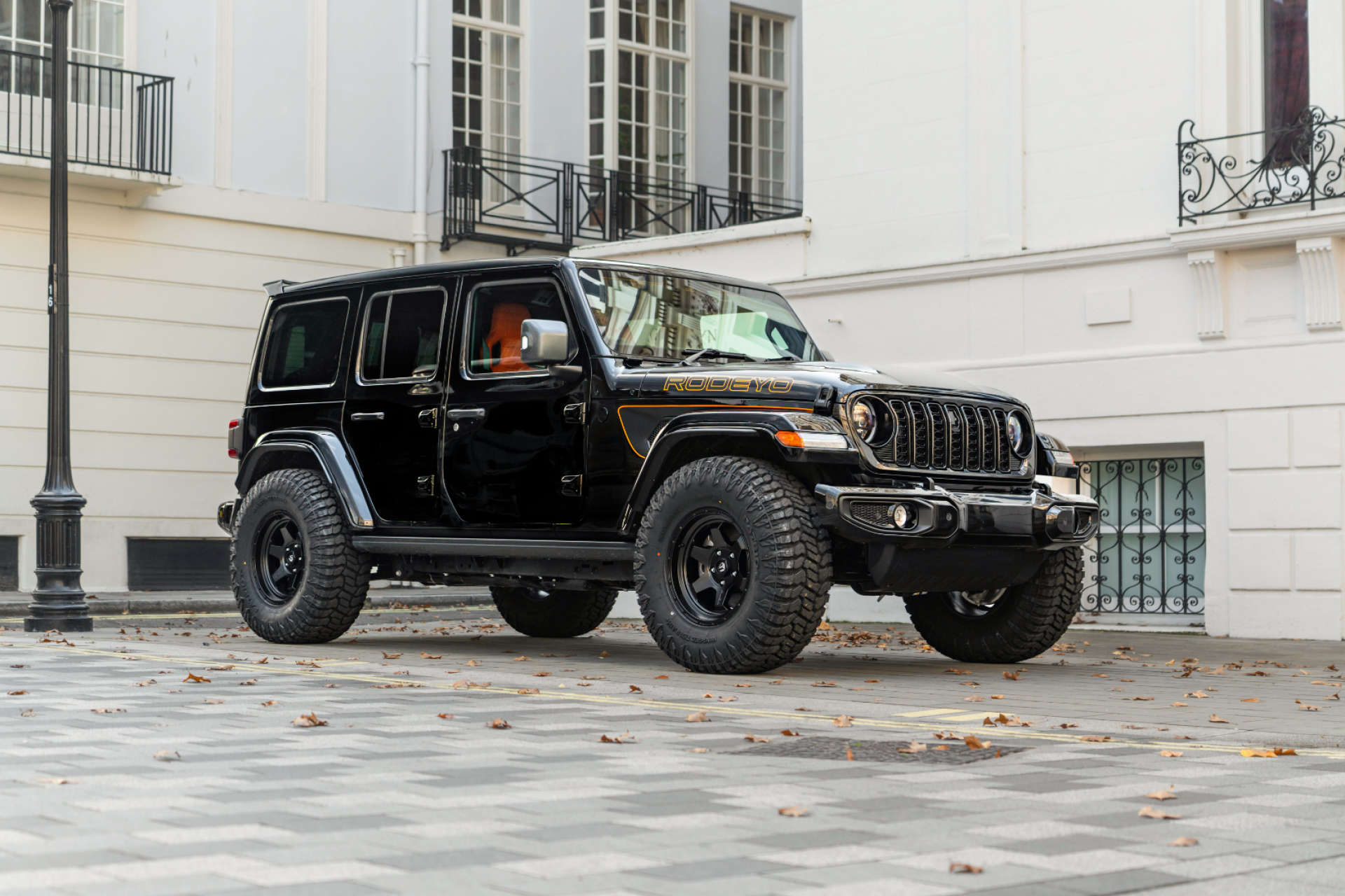 Jeep Wrangler — photo 1