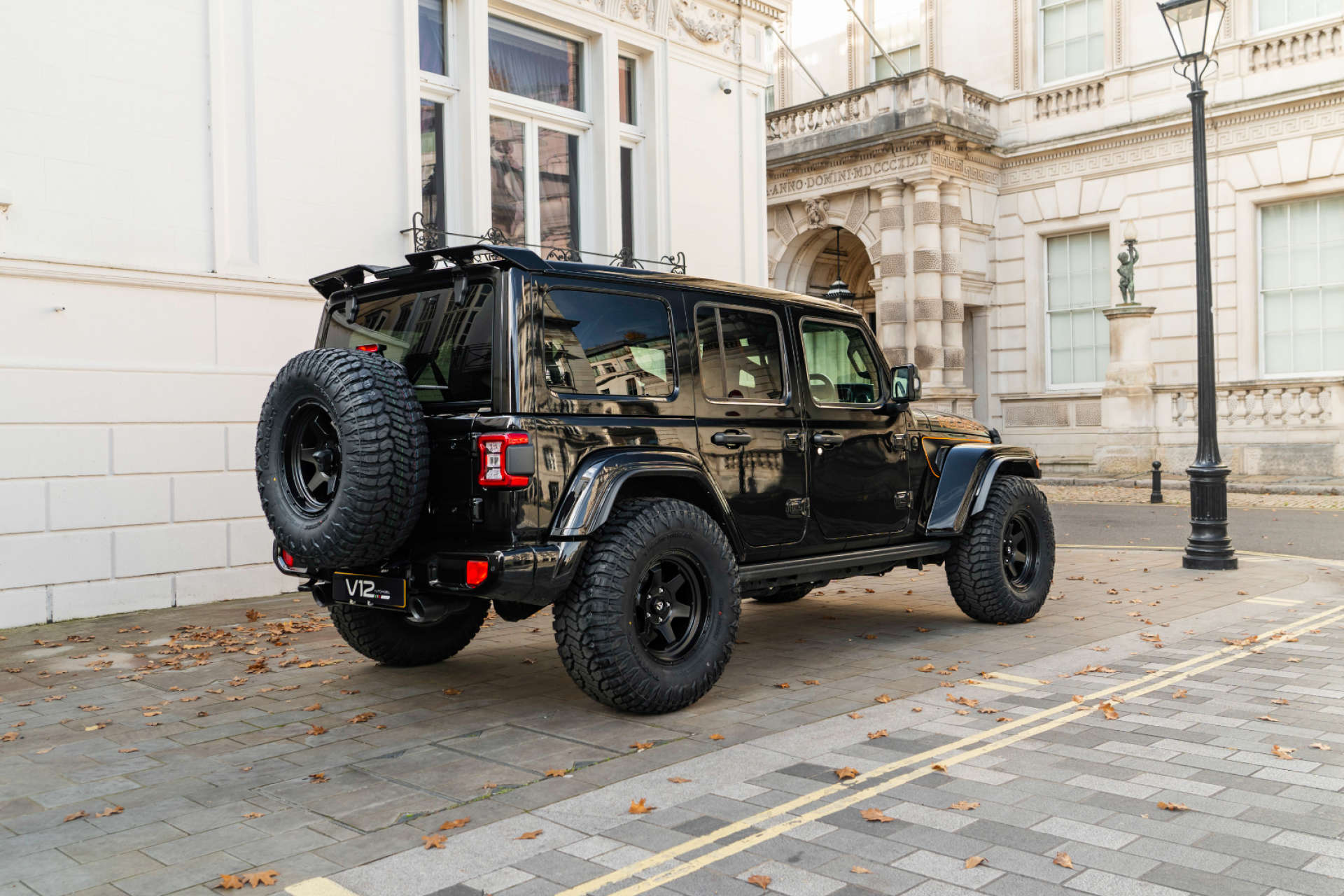Jeep Wrangler — photo 2