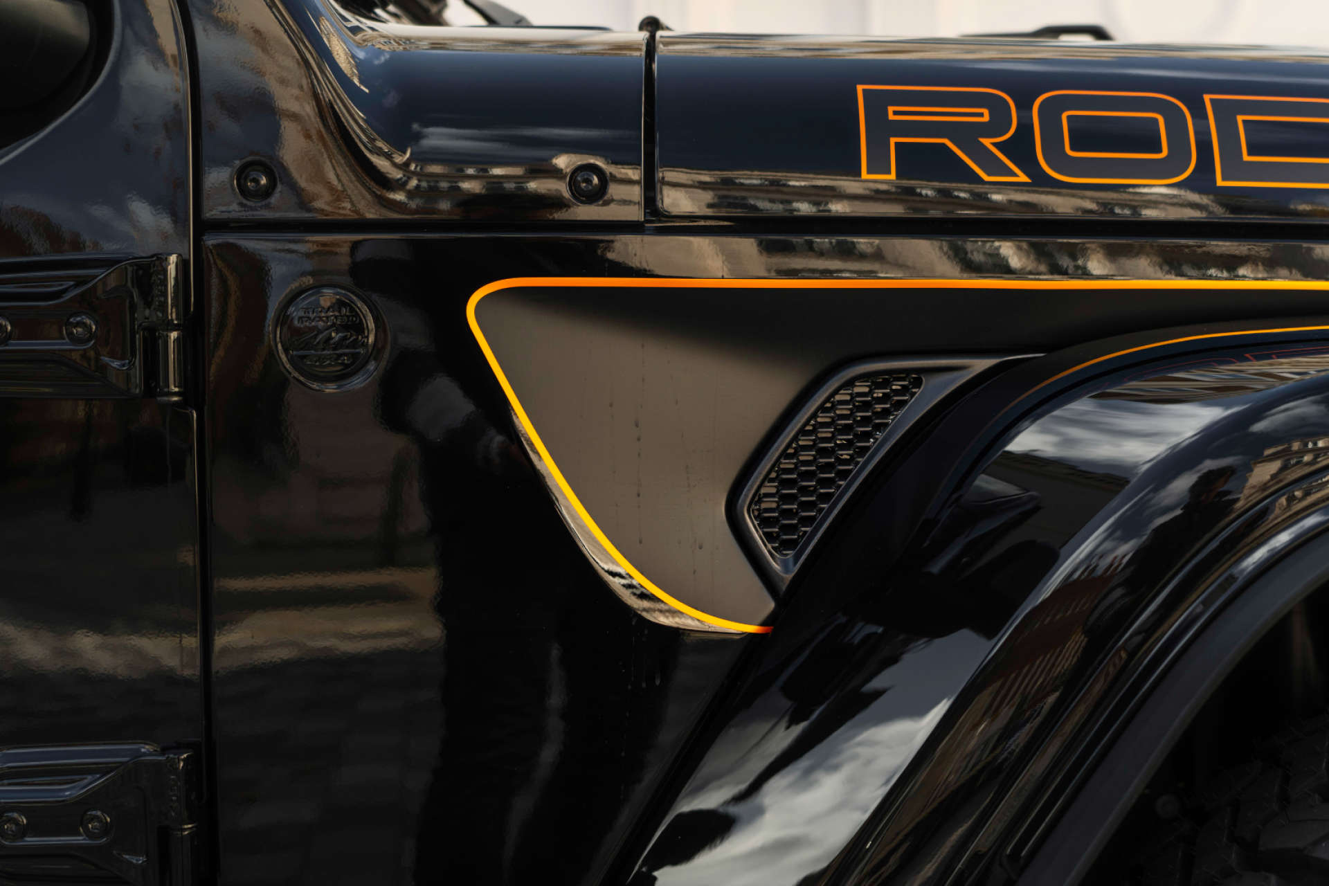 Jeep Wrangler — photo 9