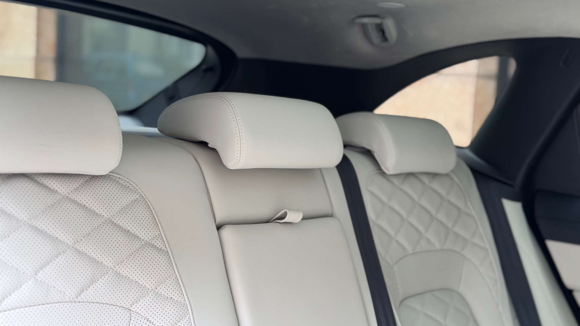 Jaguar F-PACE — photo 34