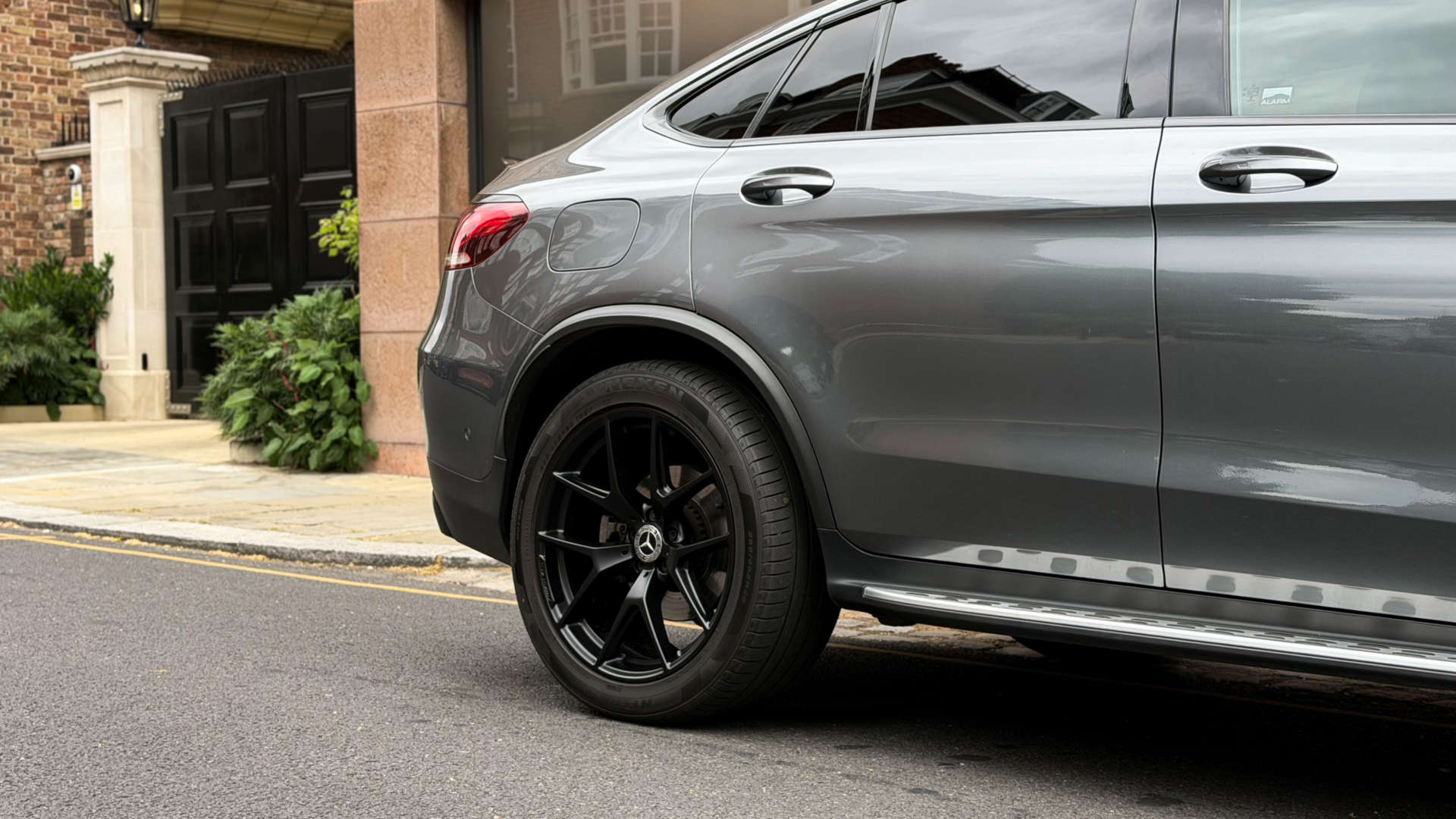 Mercedes-Benz GLC — photo 9