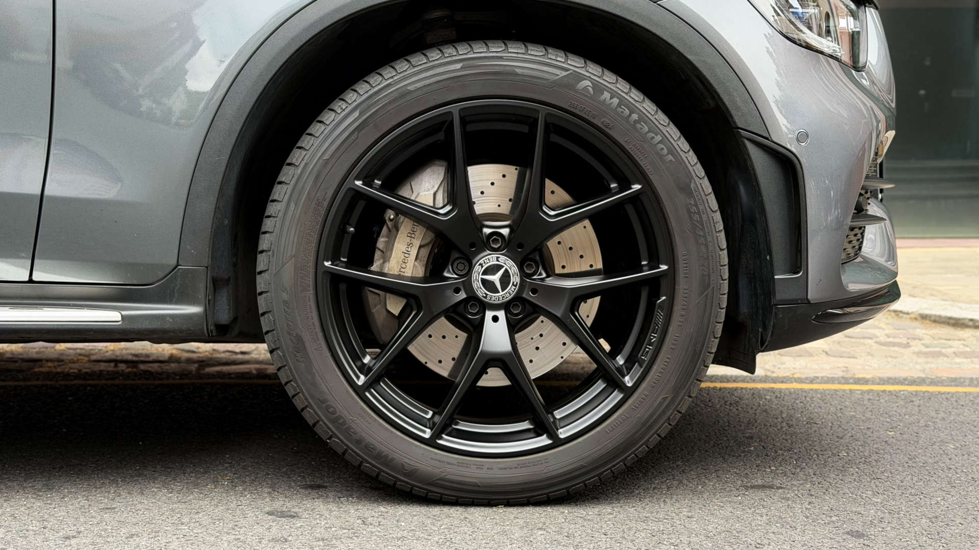 Mercedes-Benz GLC — photo 13
