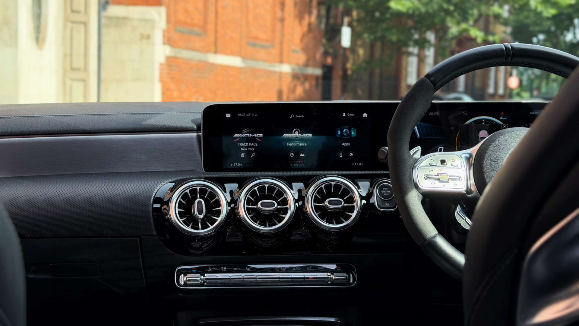 Mercedes-Benz A-CLASS — photo 25