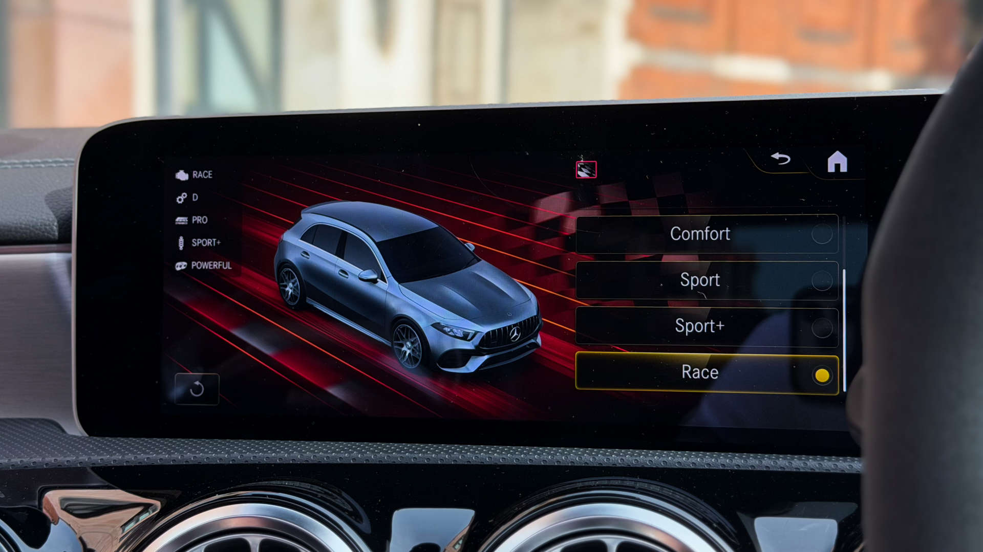 Mercedes-Benz A-CLASS — photo 31