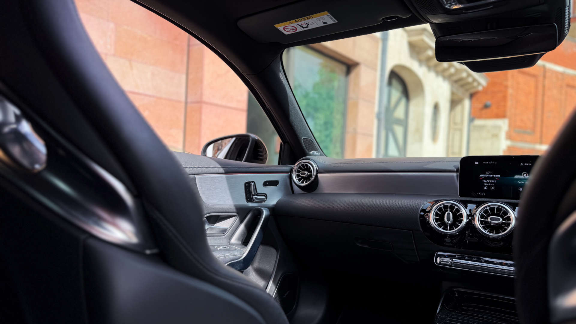 Mercedes-Benz A-CLASS — photo 35