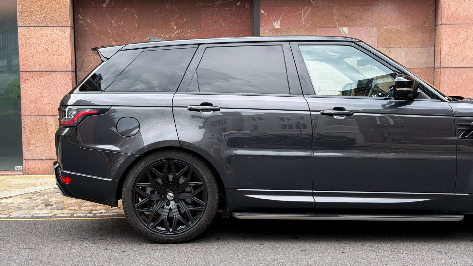 Land Rover Range Rover Sport — photo 6