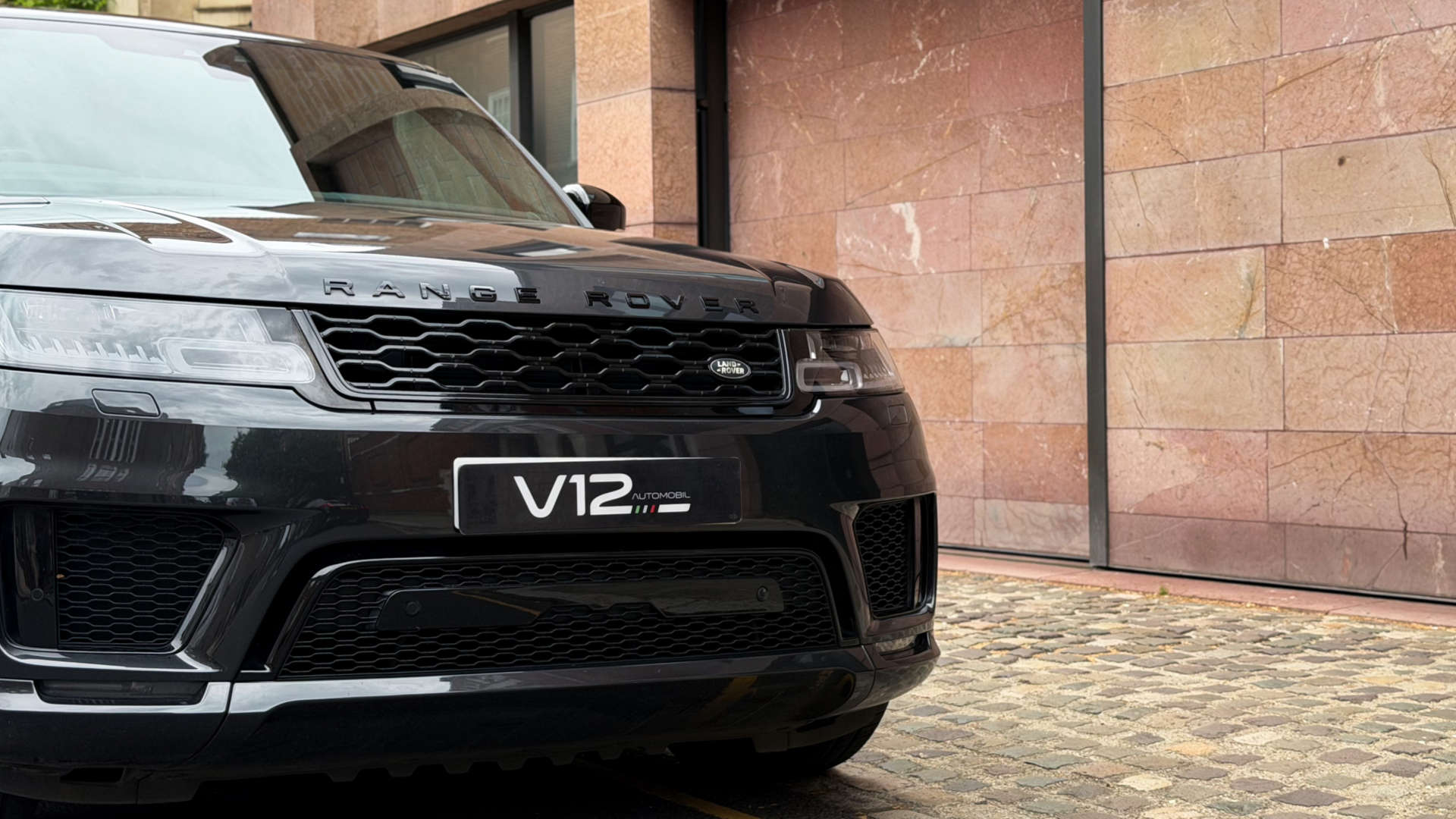 Land Rover Range Rover Sport — photo 11