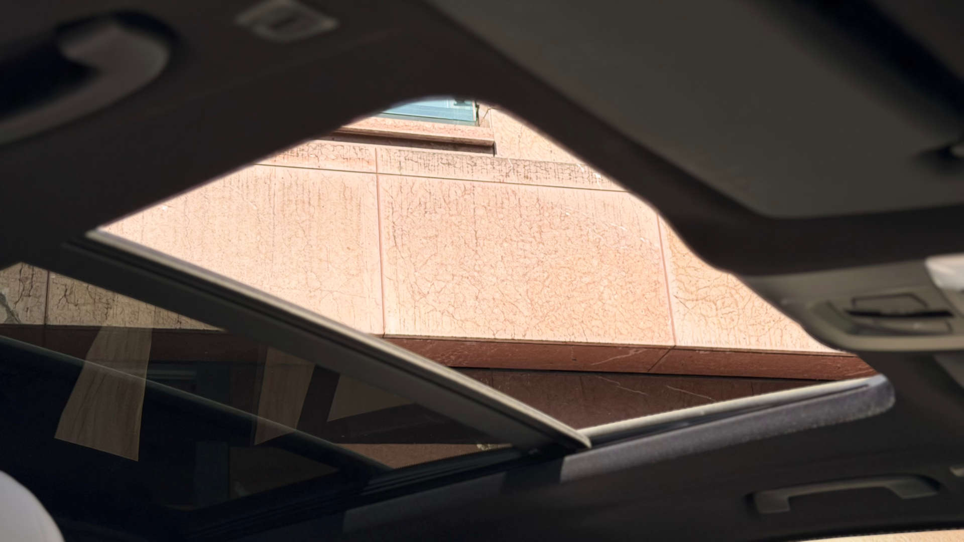 BMW X5 — photo 17