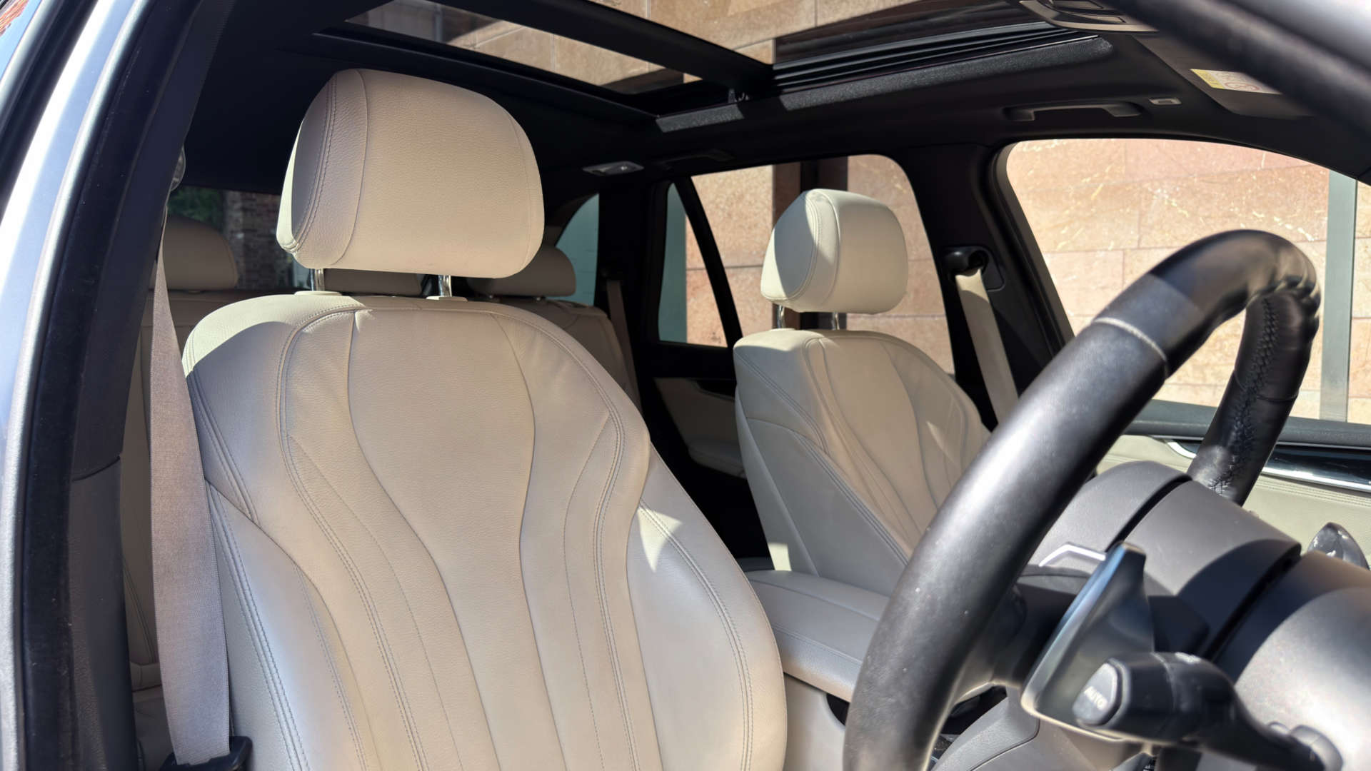 BMW X5 — photo 2