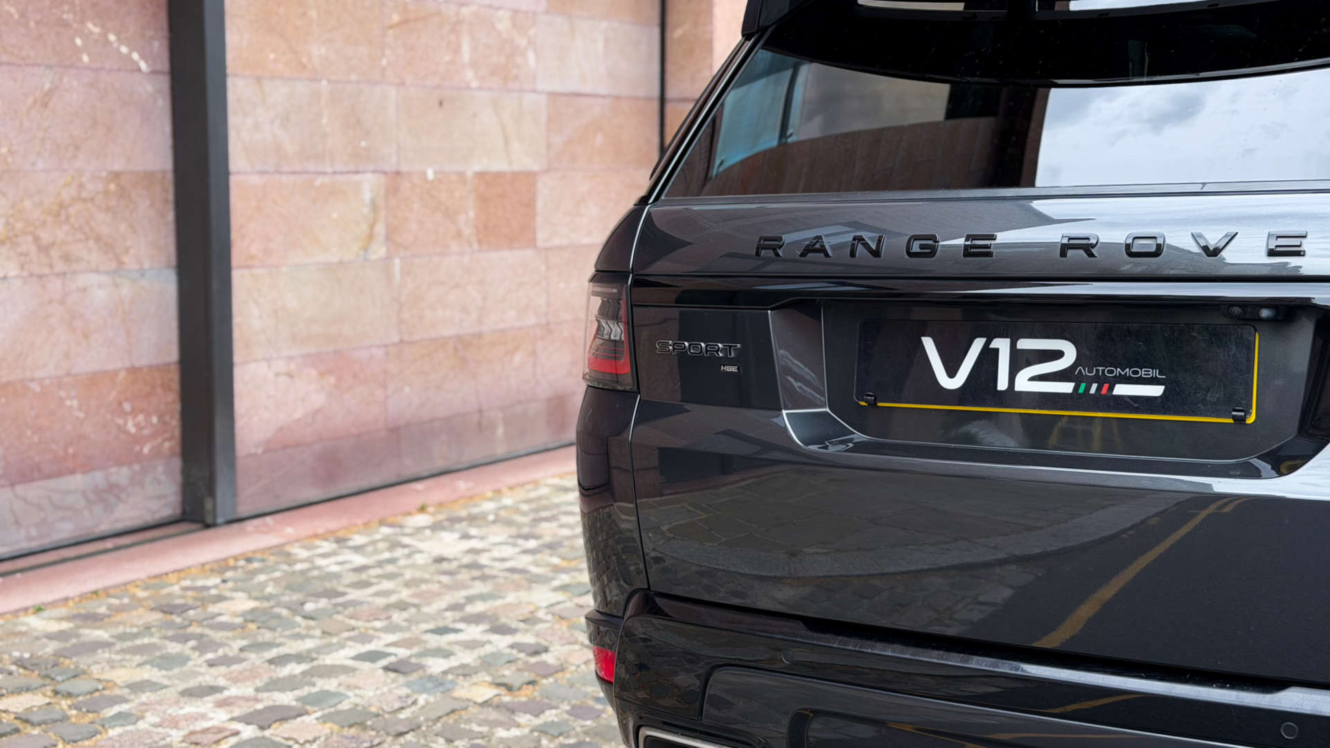 Land Rover Range Rover Sport — photo 17