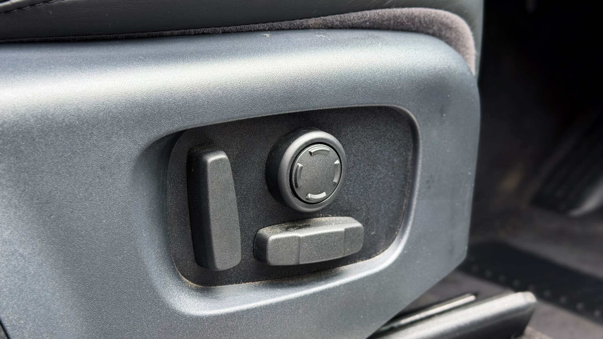 Land Rover Range Rover Sport — photo 27
