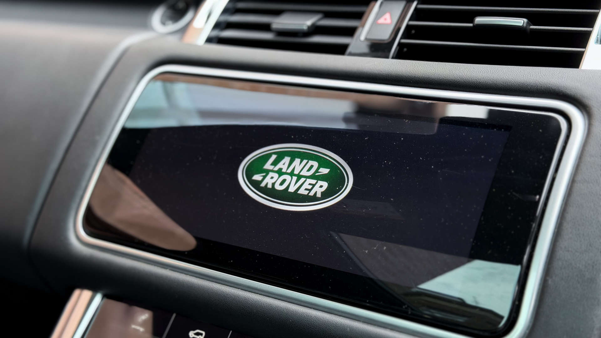 Land Rover Range Rover Sport — photo 28