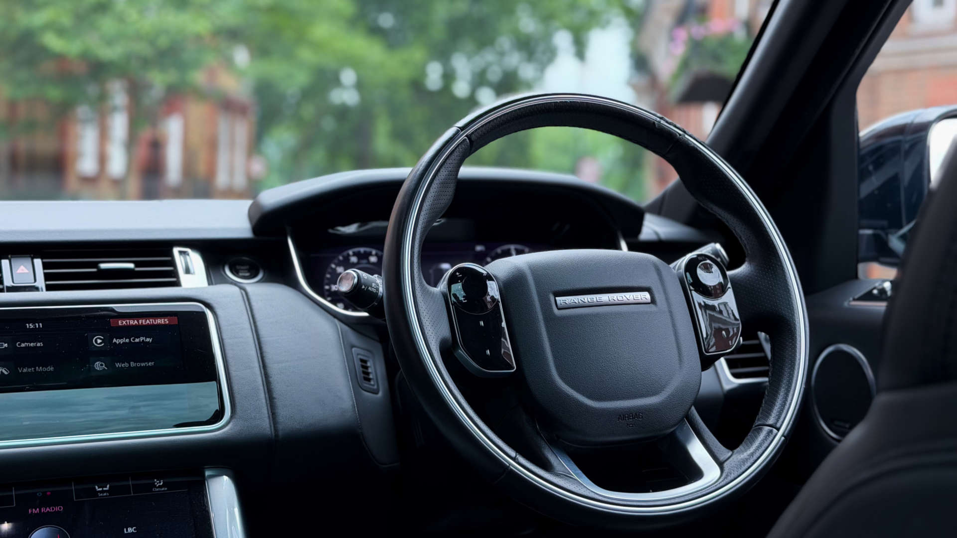 Land Rover Range Rover Sport — photo 39