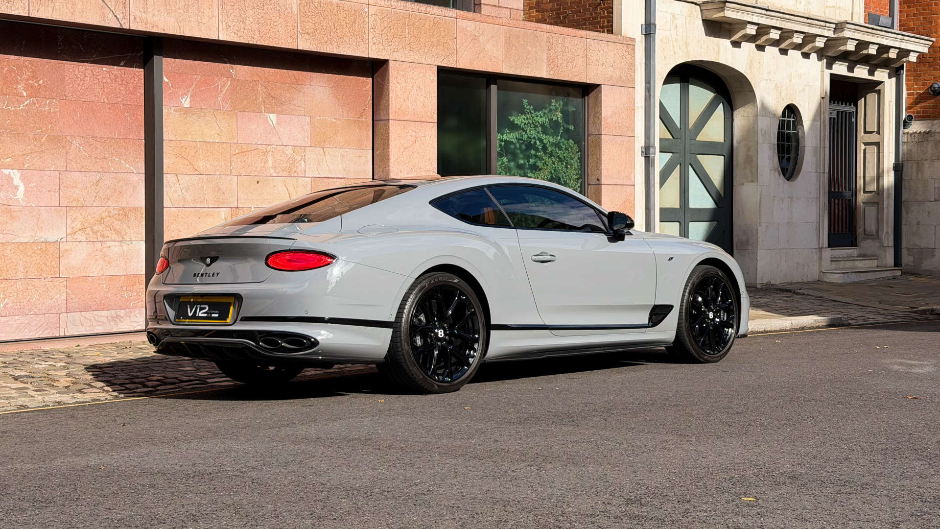 BENTLEY CONTINENTAL — photo 3