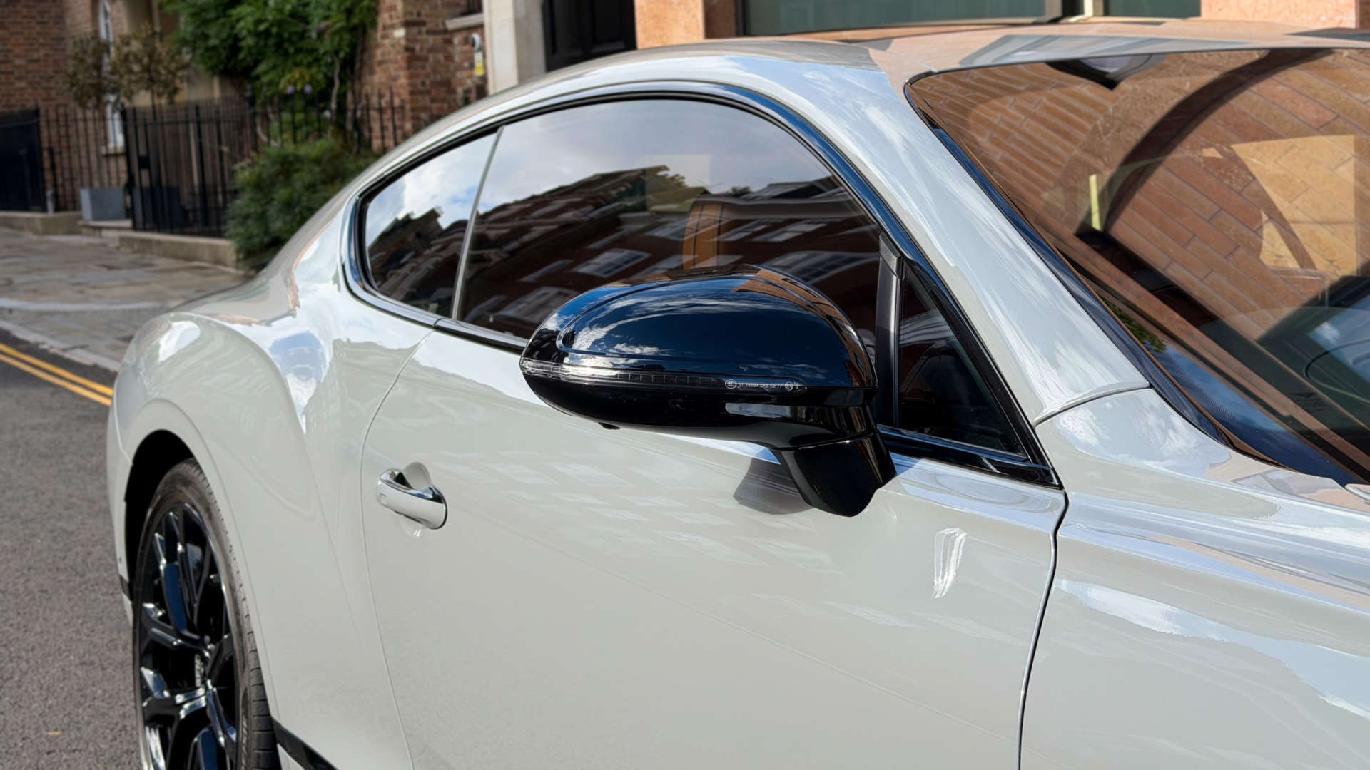 BENTLEY CONTINENTAL — photo 21