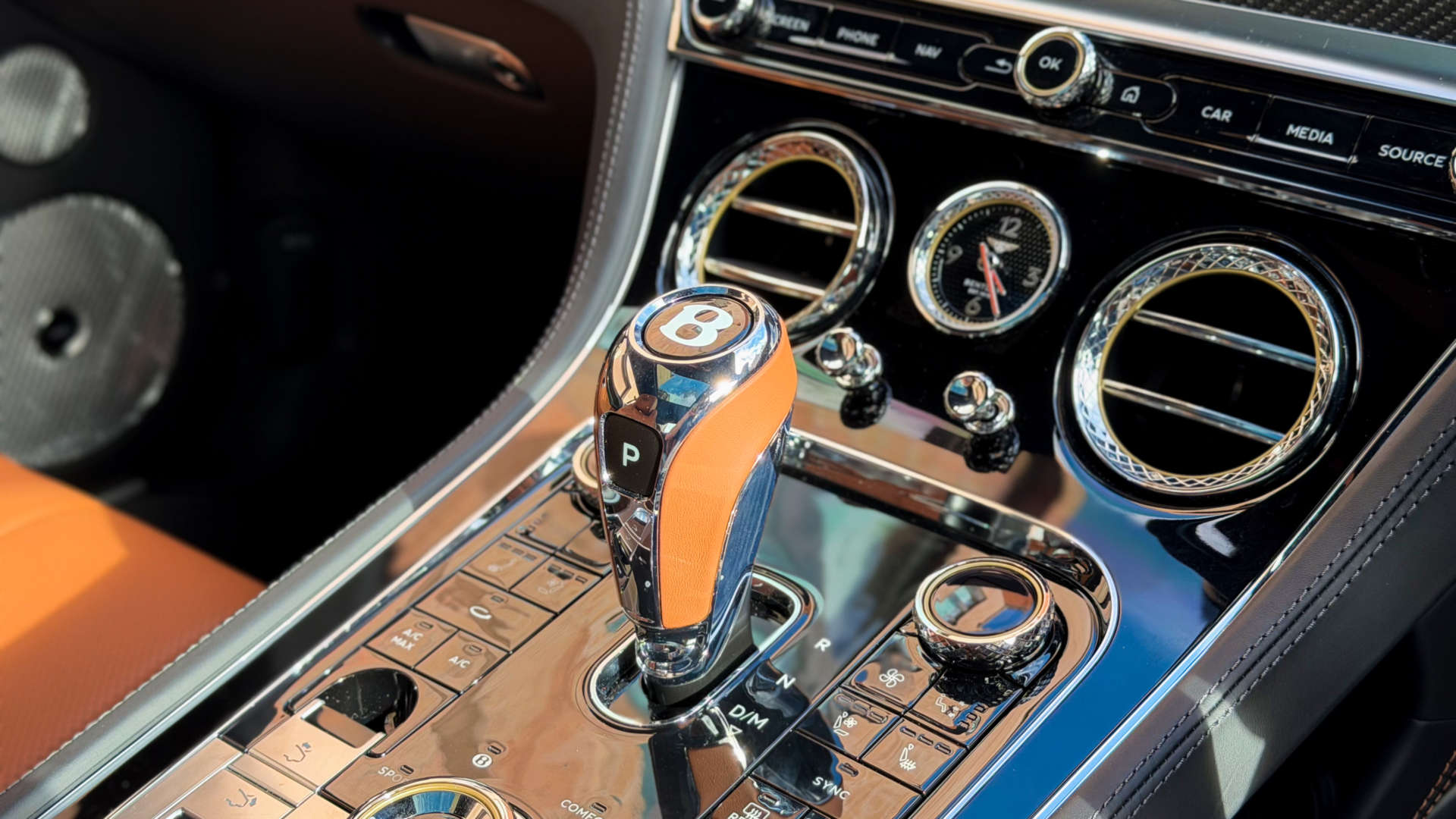 BENTLEY CONTINENTAL — photo 28