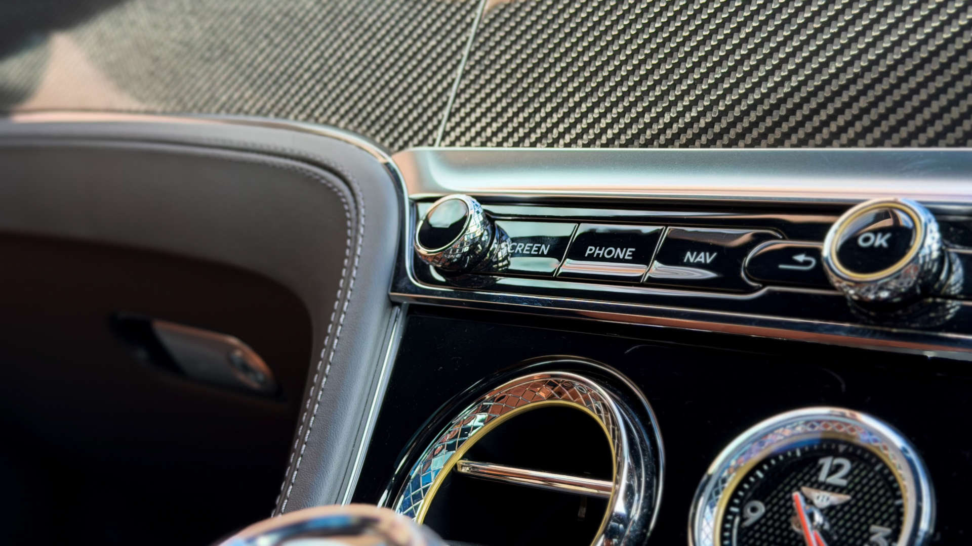 BENTLEY CONTINENTAL — photo 33