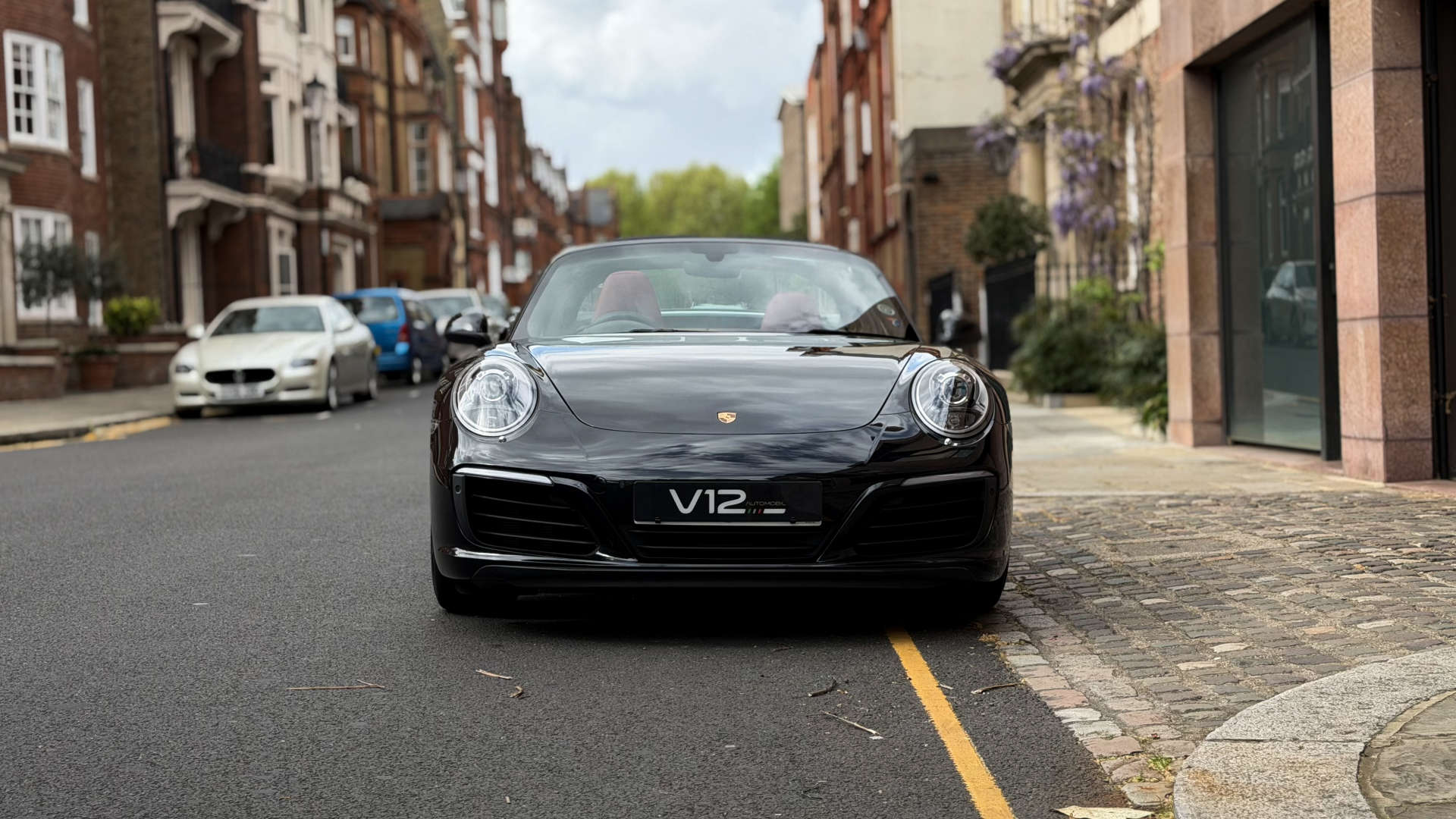PORSCHE 911 — photo 13