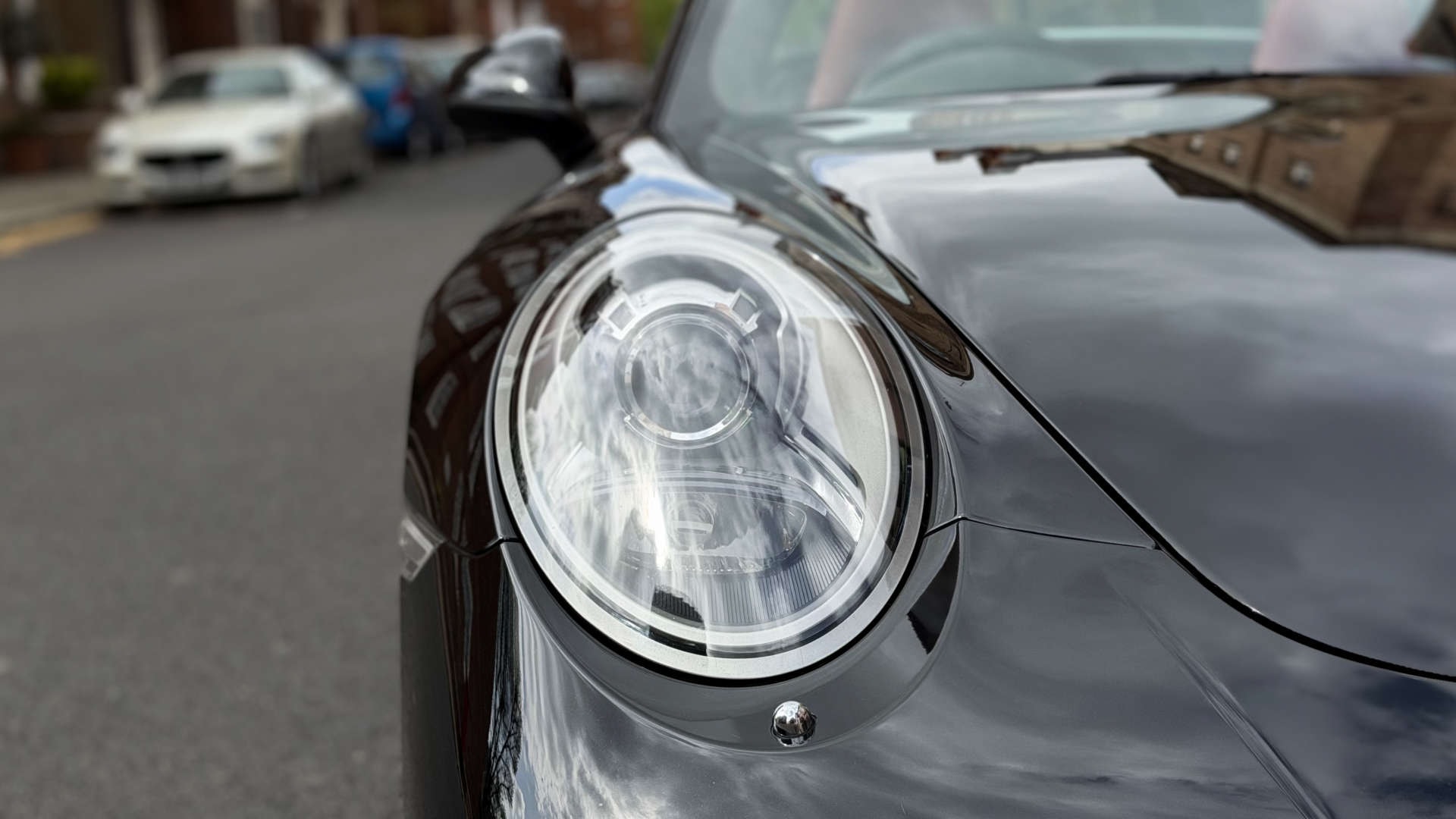 PORSCHE 911 — photo 14