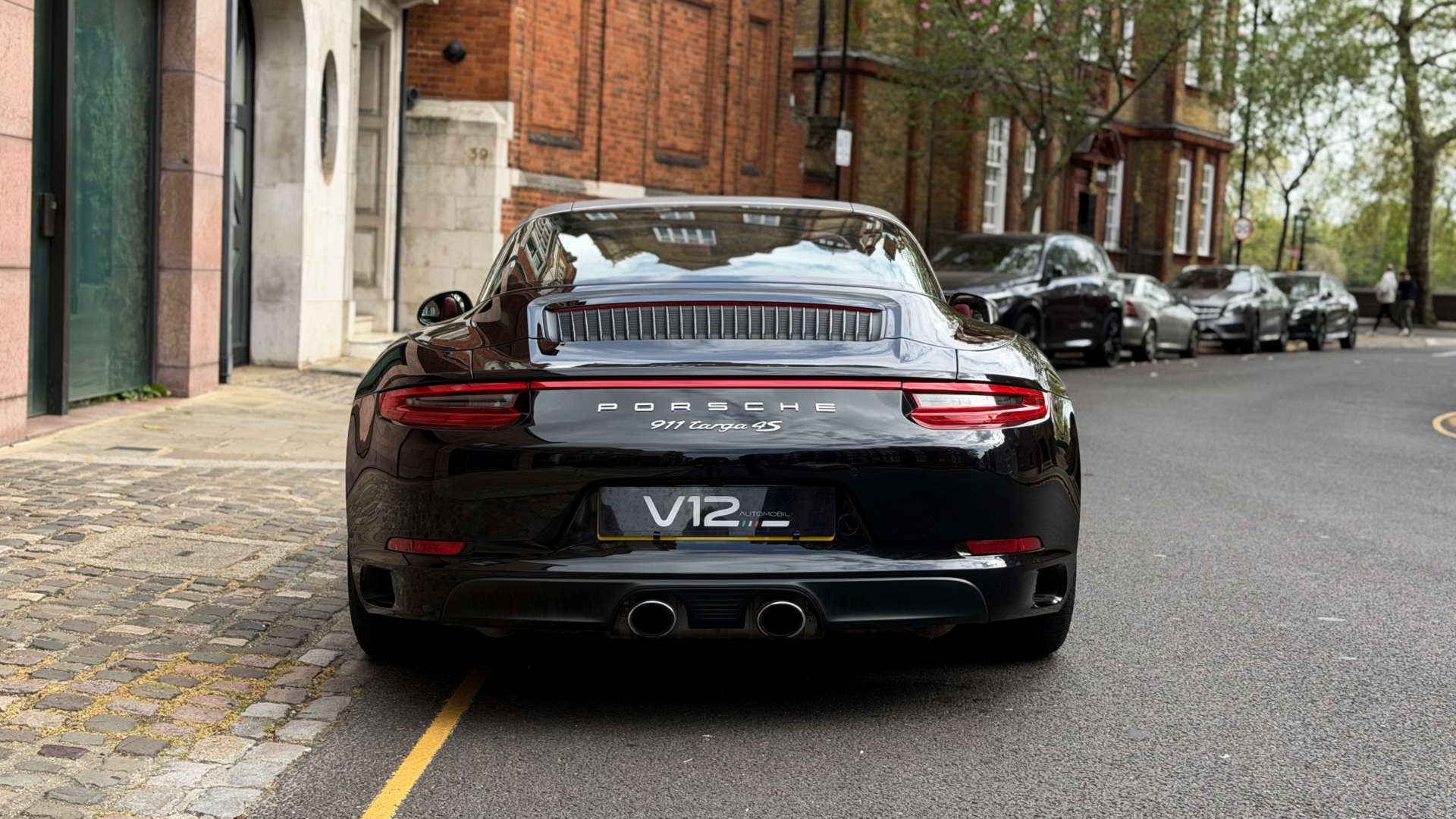 PORSCHE 911 — photo 4