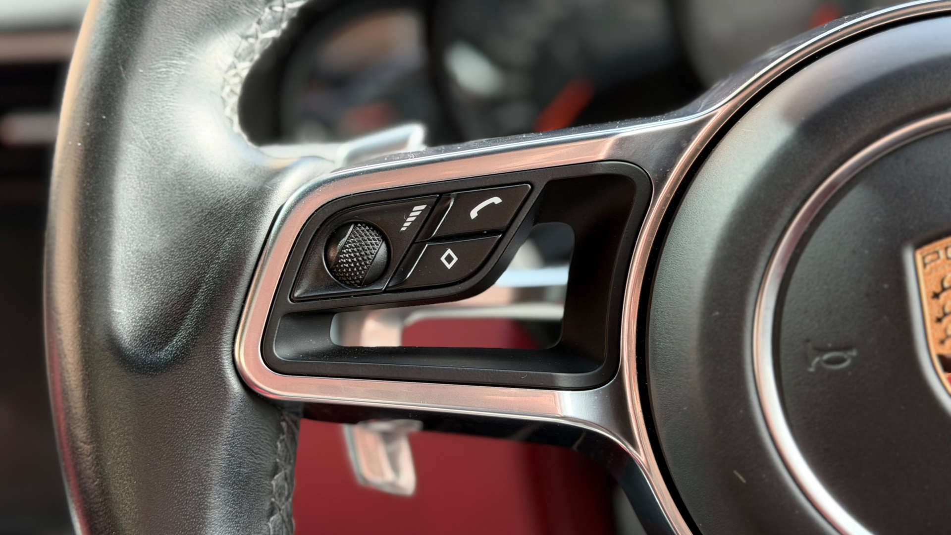 PORSCHE 911 — photo 40