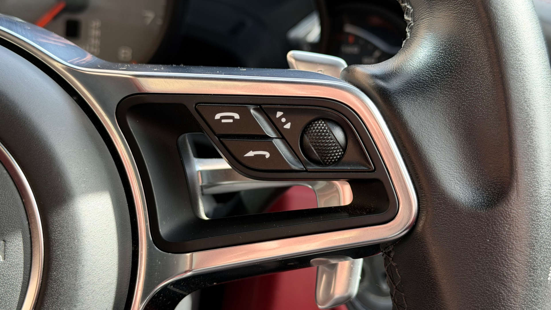 PORSCHE 911 — photo 41
