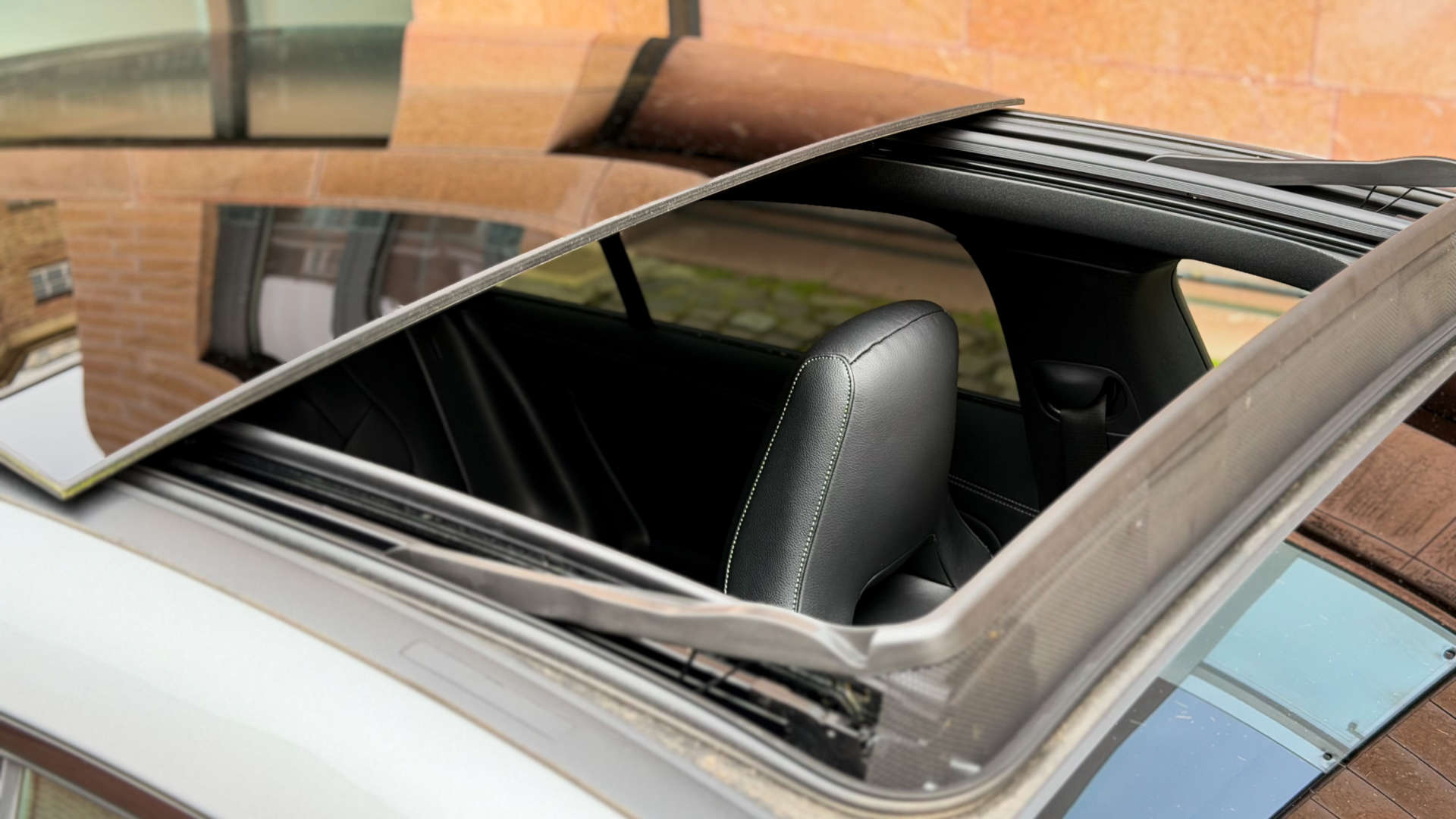 Mercedes-Benz CLA — photo 21
