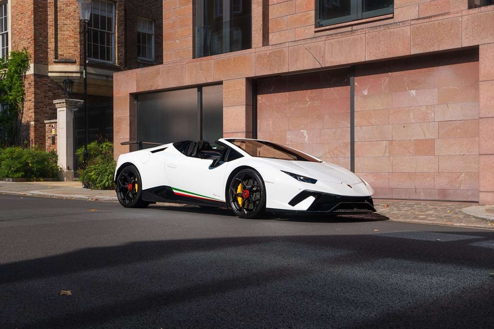 Lamborghini Huracan — photo 2