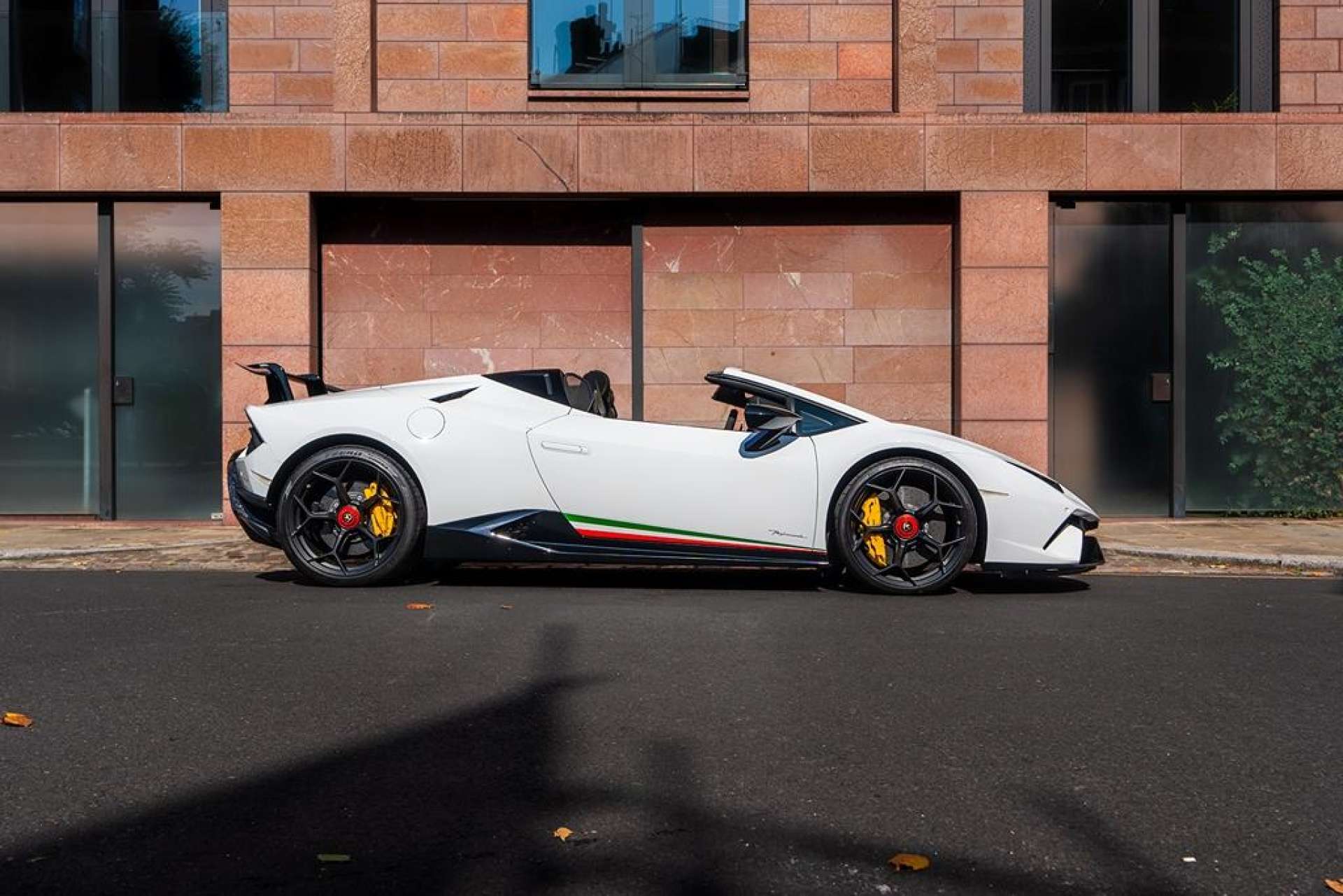 Lamborghini Huracan — photo 3