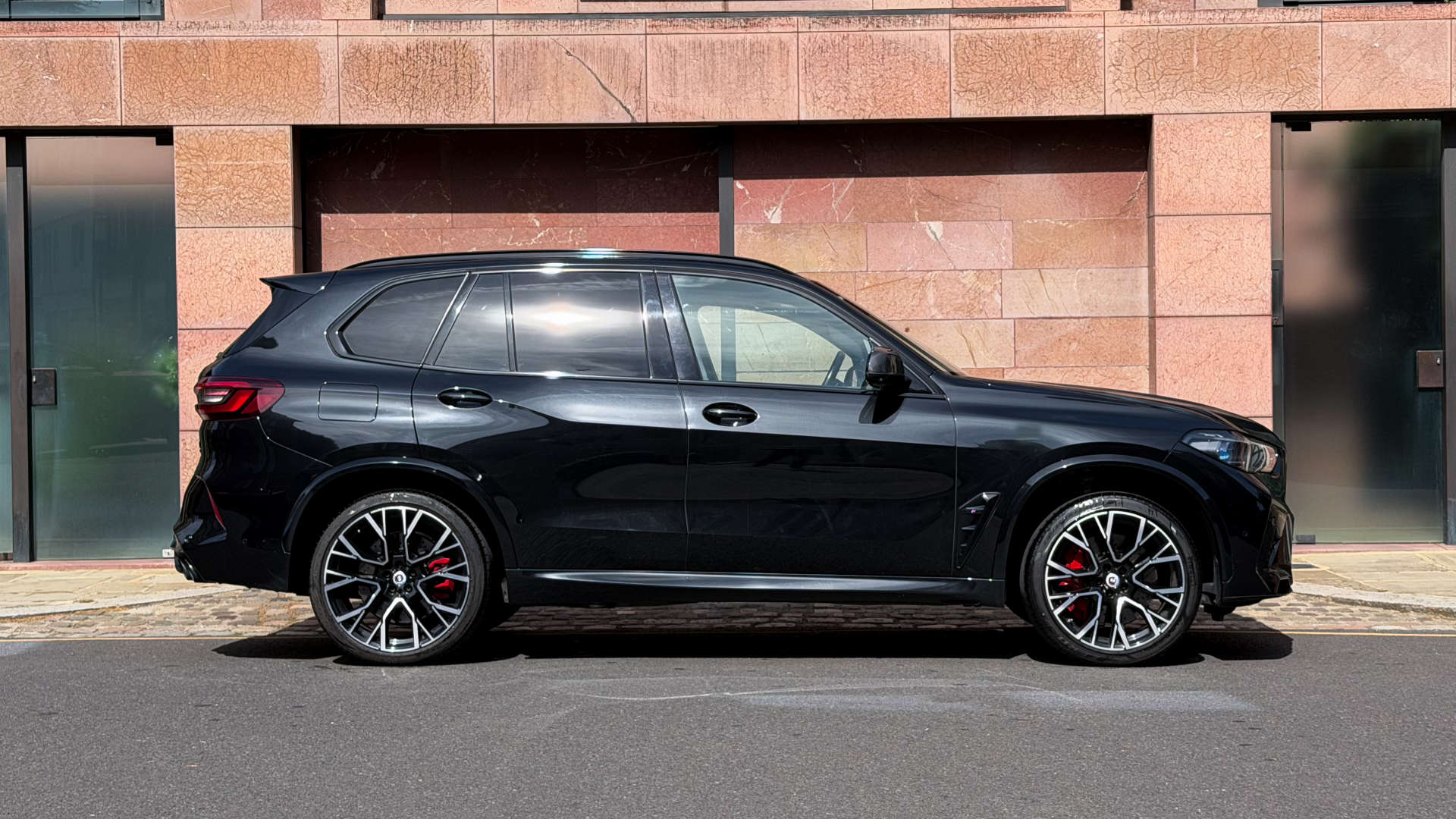 BMW X5 — photo 5