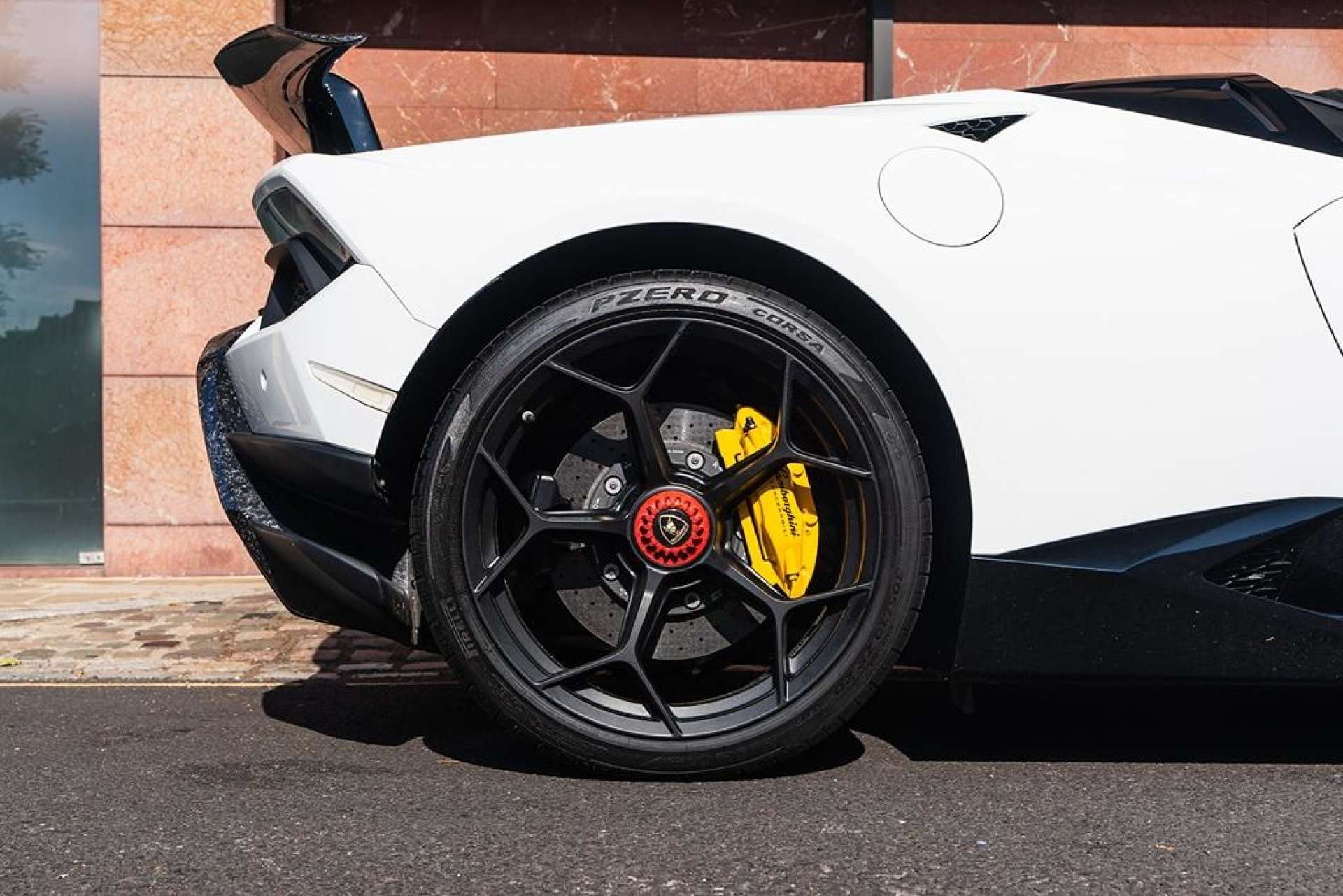 Lamborghini Huracan — photo 6