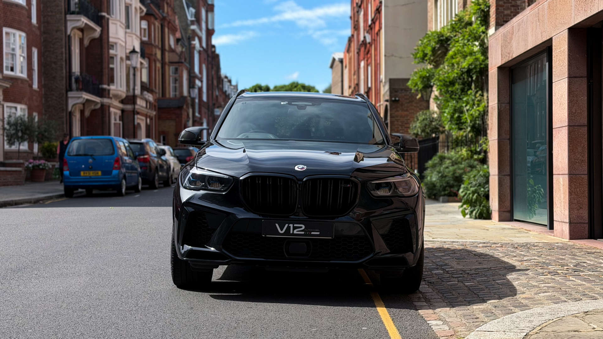 BMW X5 — photo 4