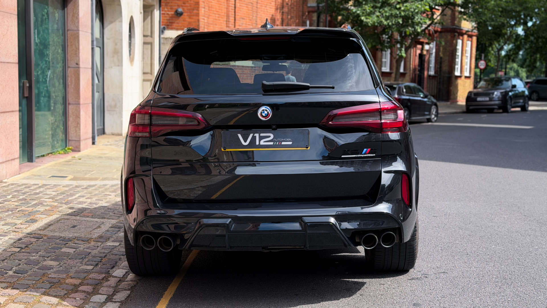 BMW X5 — photo 6