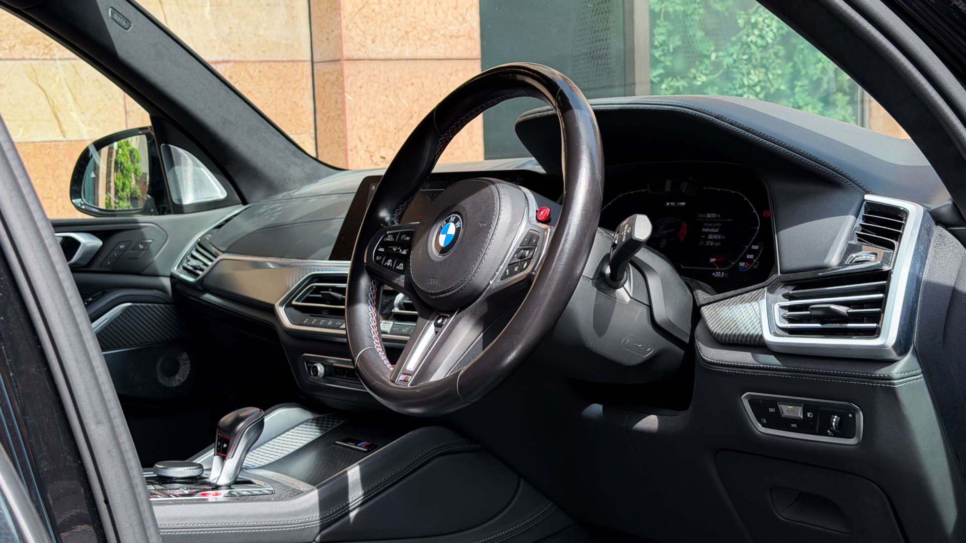 BMW X5 — photo 30