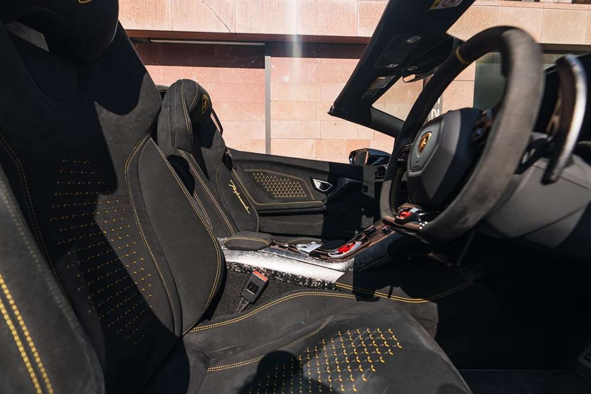 Lamborghini Huracan — photo 25