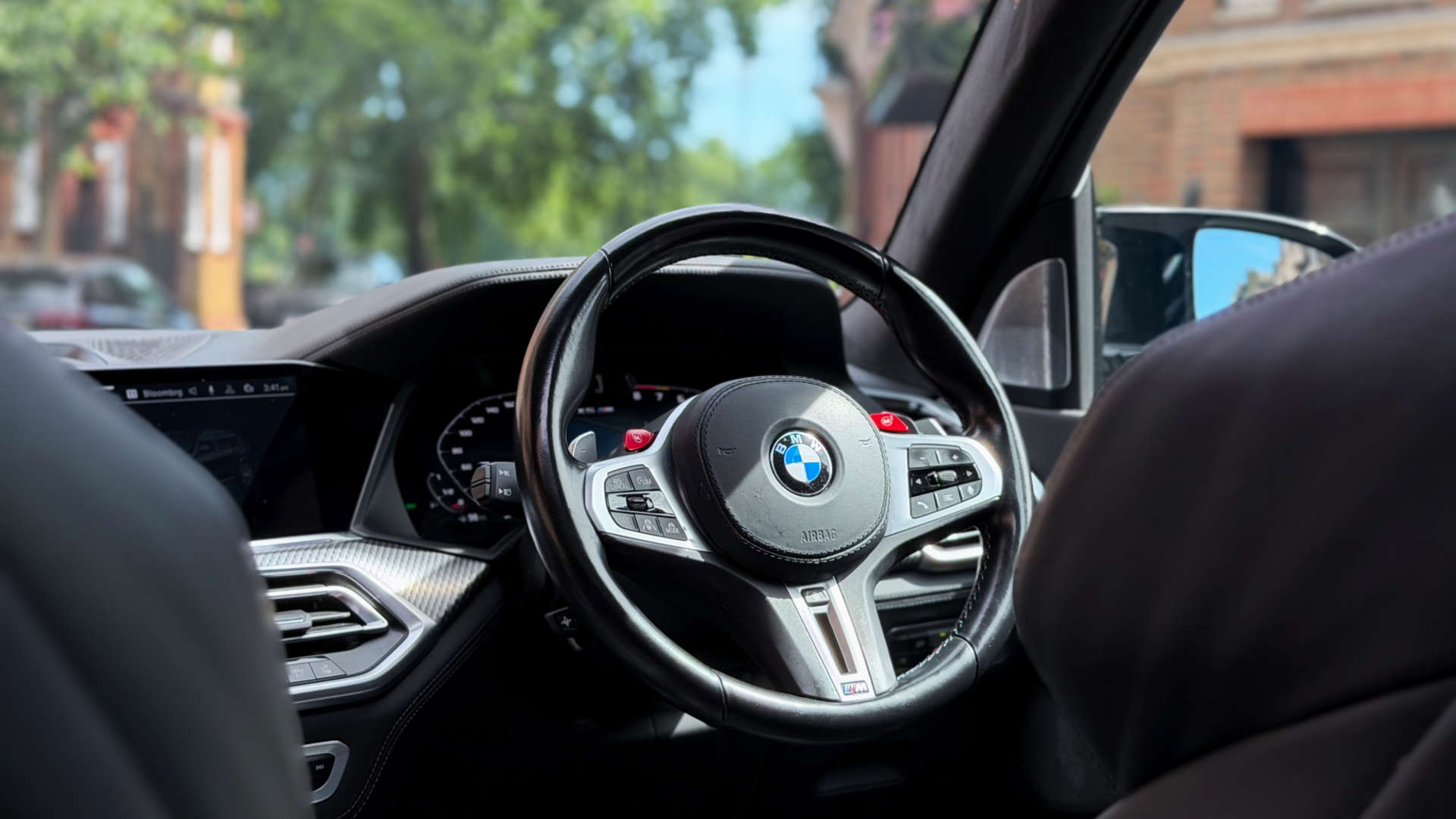 BMW X5 — photo 28