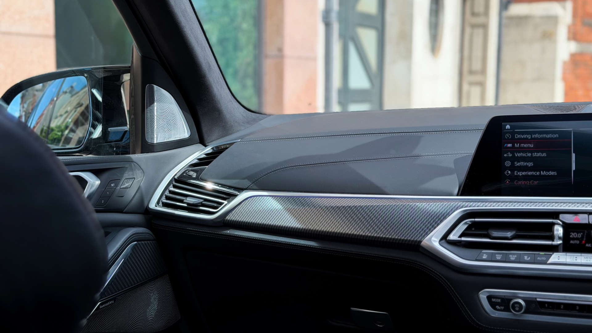 BMW X5 — photo 21