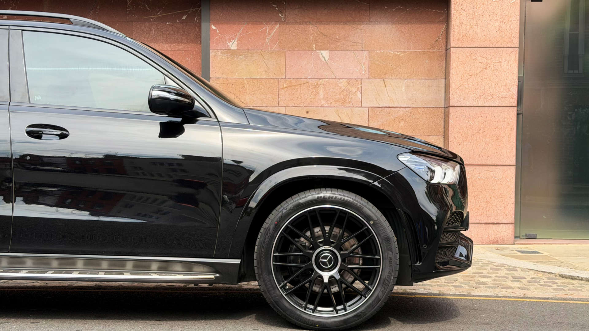 Mercedes-Benz GLE — photo 12