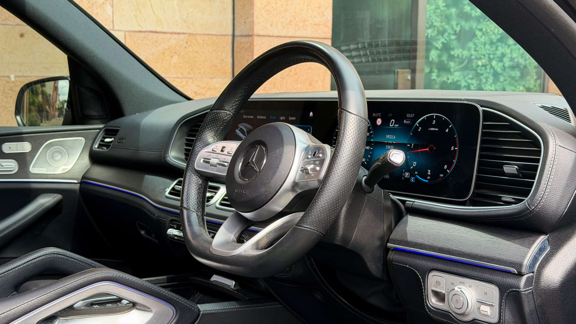 Mercedes-Benz GLE — photo 20