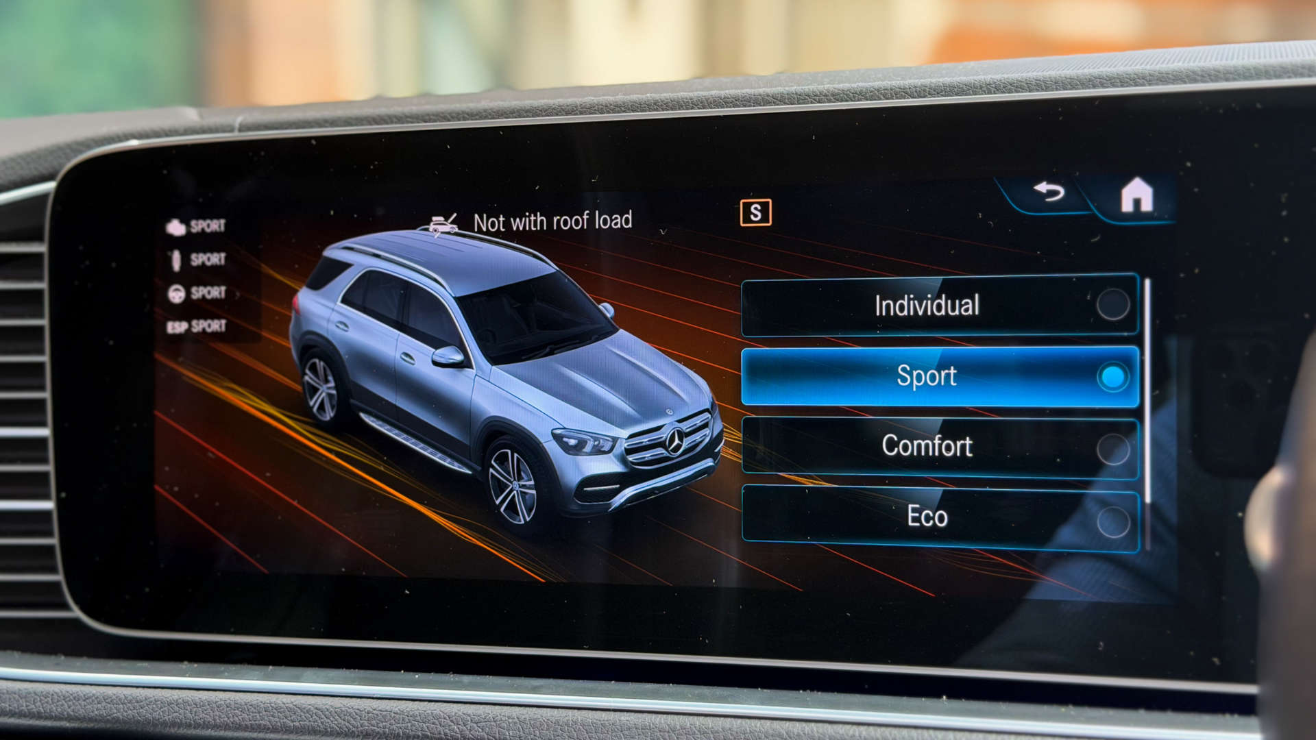 Mercedes-Benz GLE — photo 37