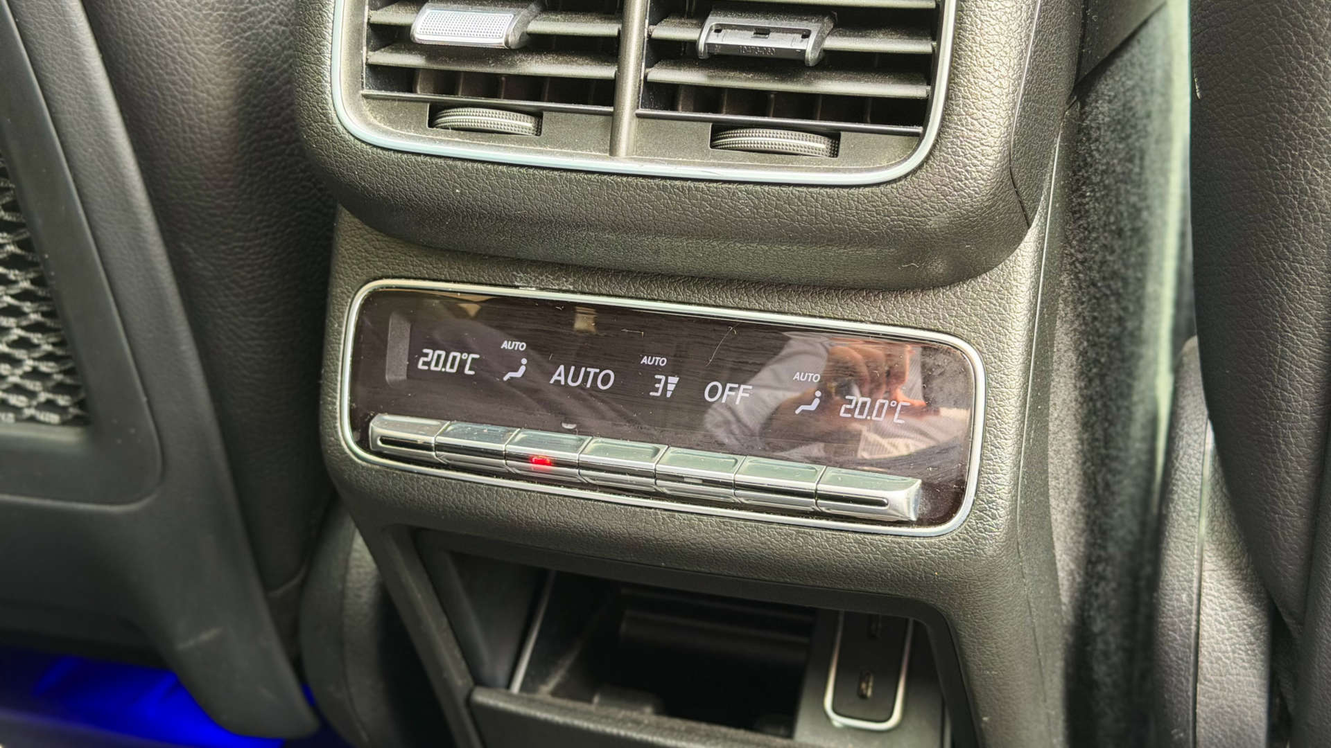 Mercedes-Benz GLE — photo 41