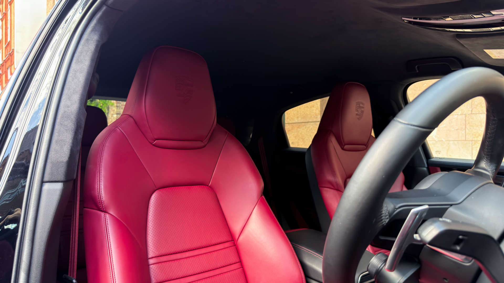 PORSCHE CAYENNE — photo 2
