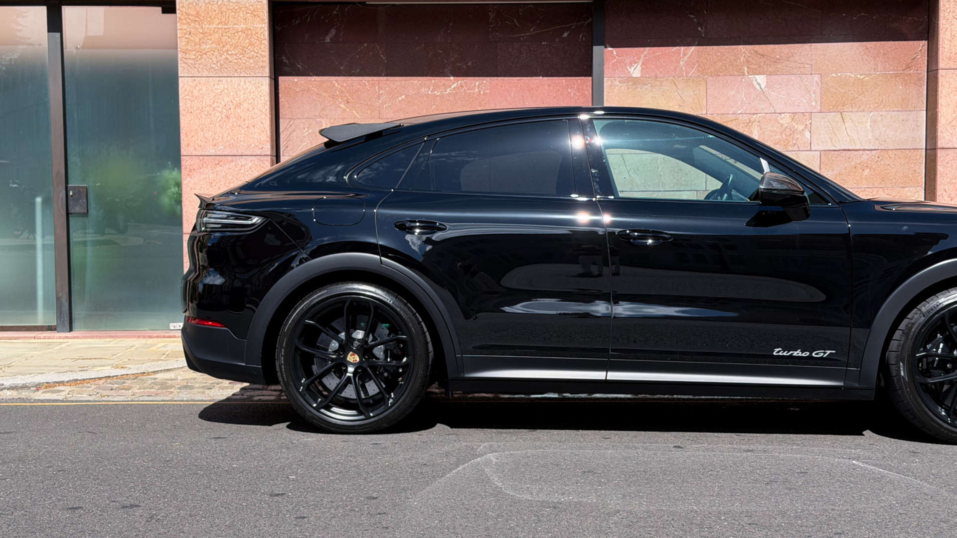 PORSCHE CAYENNE — photo 15