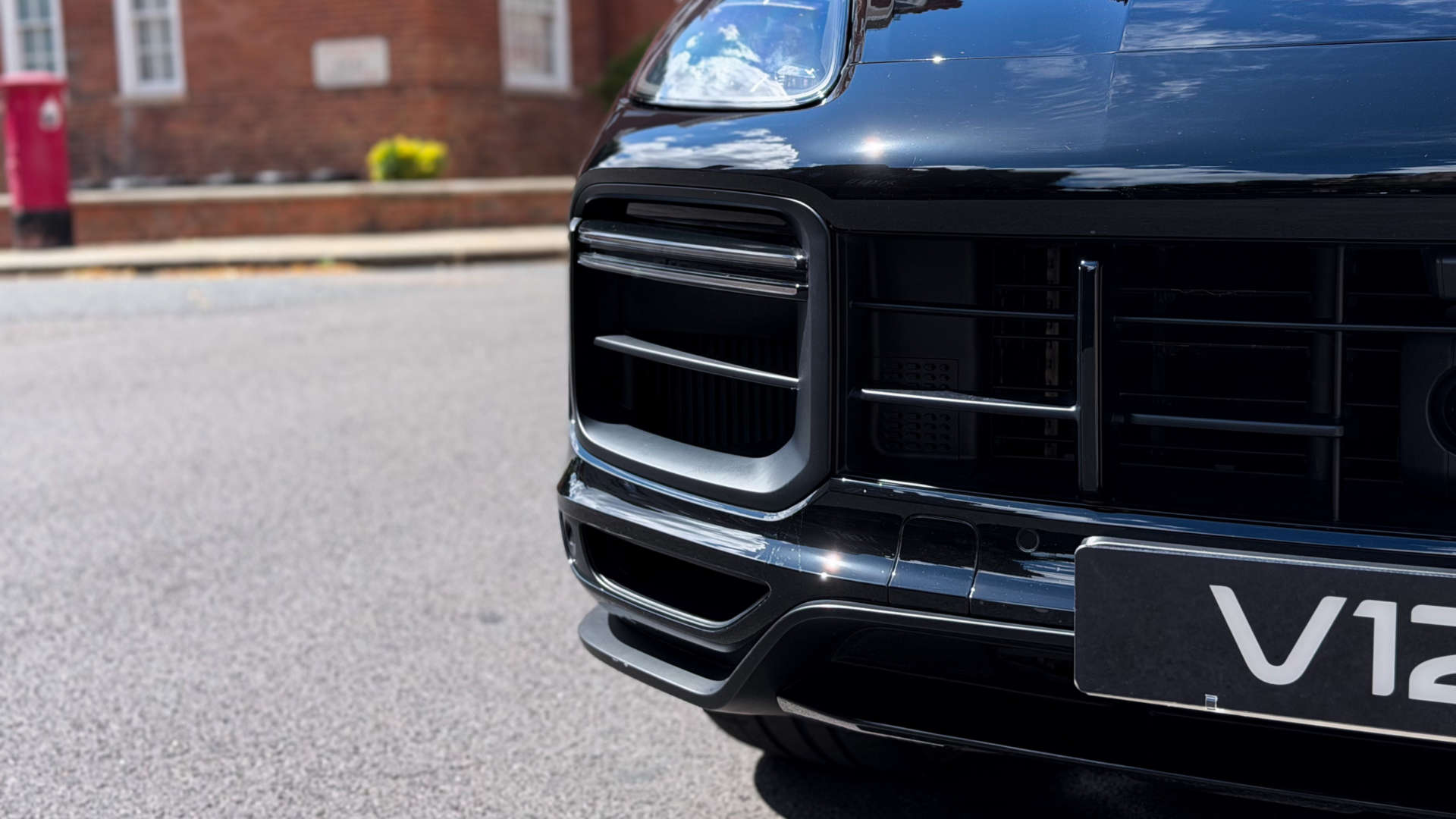 PORSCHE CAYENNE — photo 23
