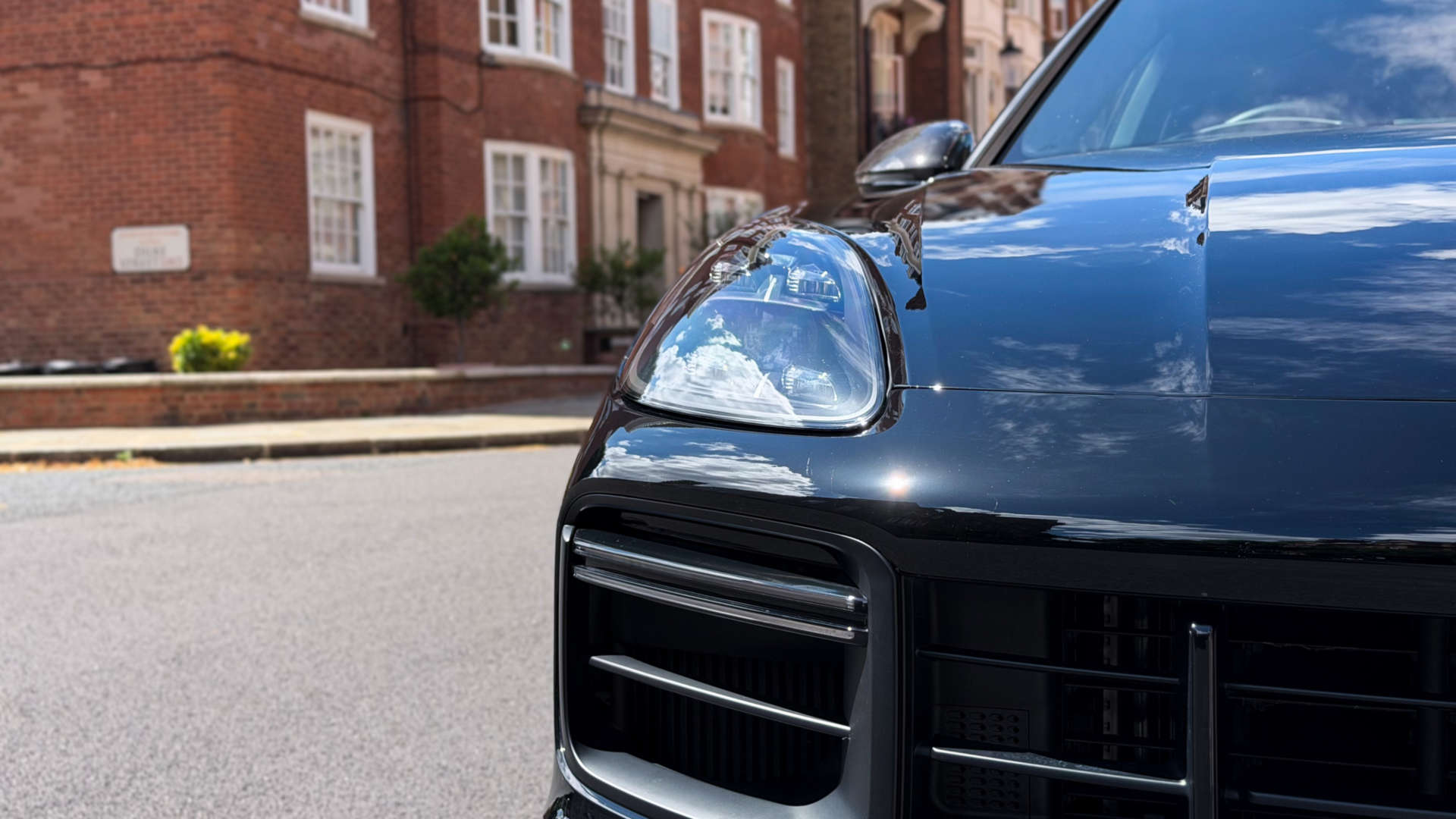 PORSCHE CAYENNE — photo 26