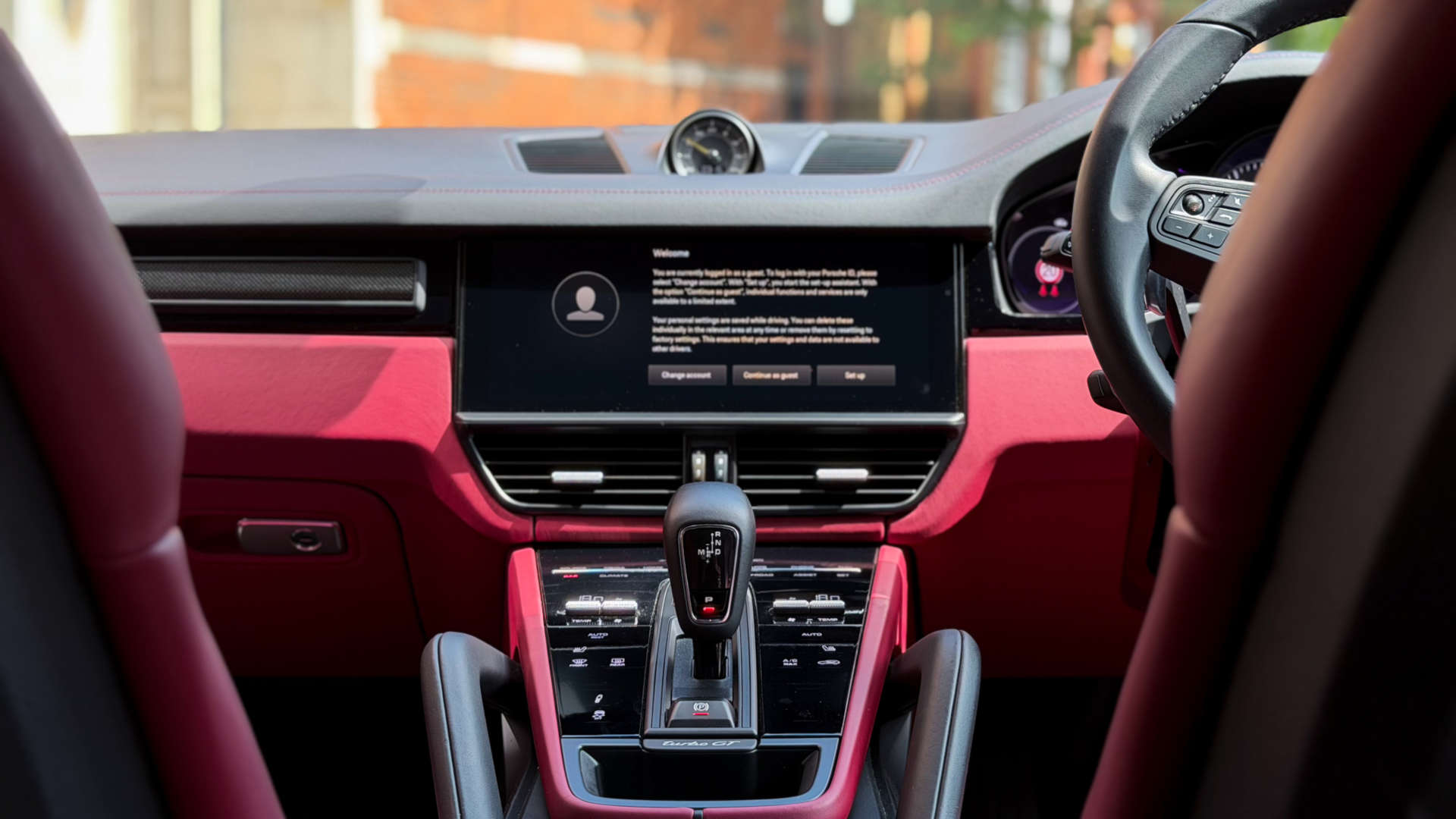 PORSCHE CAYENNE — photo 36