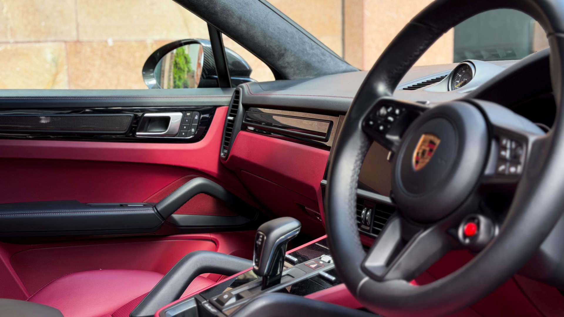 PORSCHE CAYENNE — photo 42