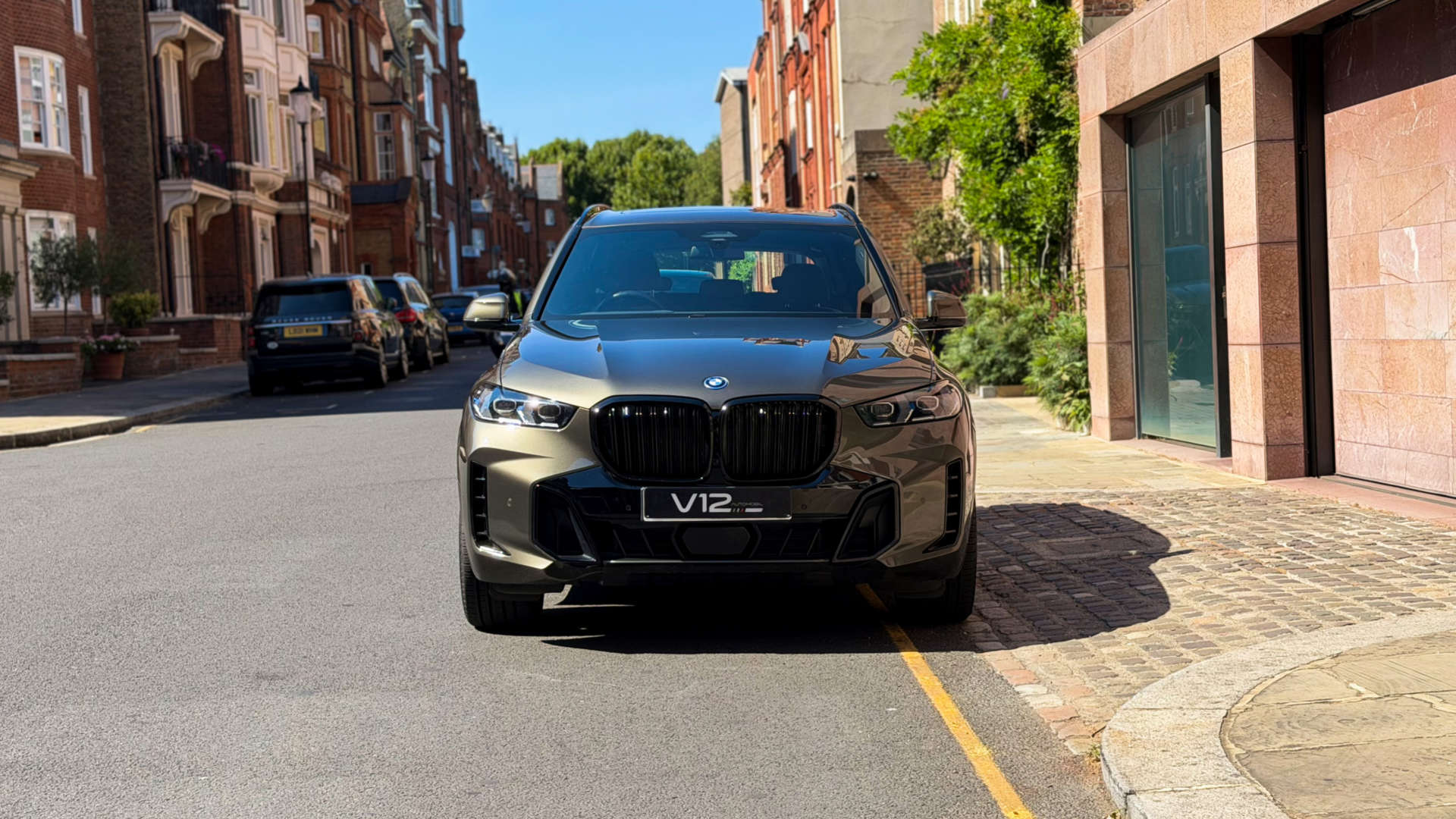 BMW X5 — photo 16